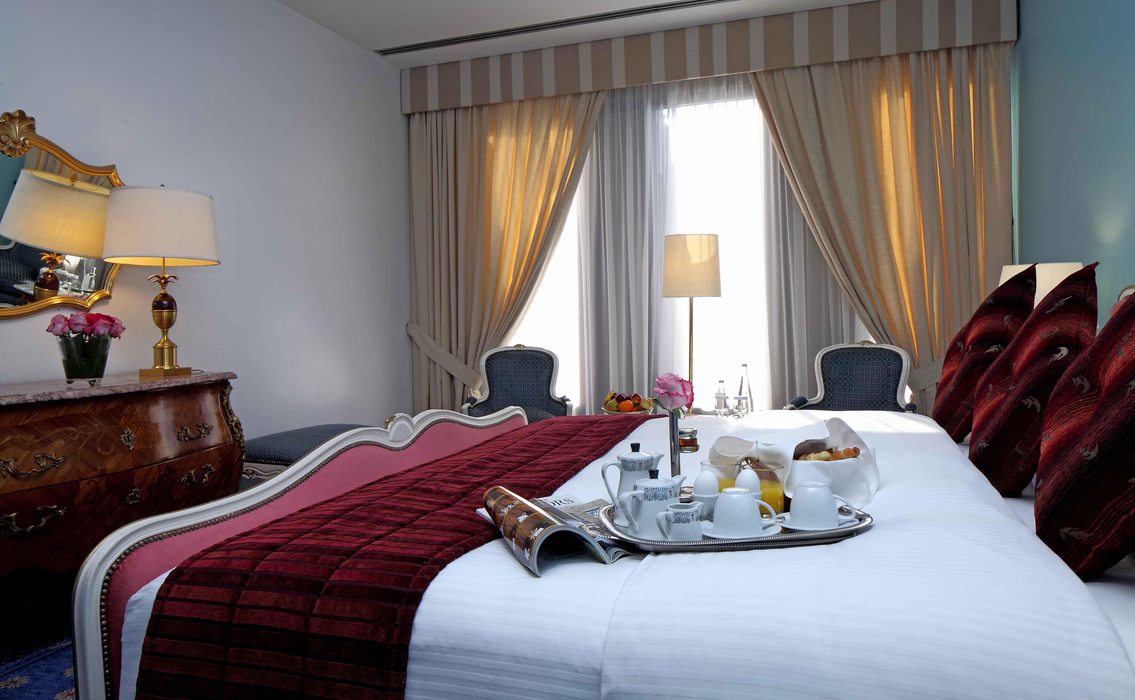 Double King Size Bed