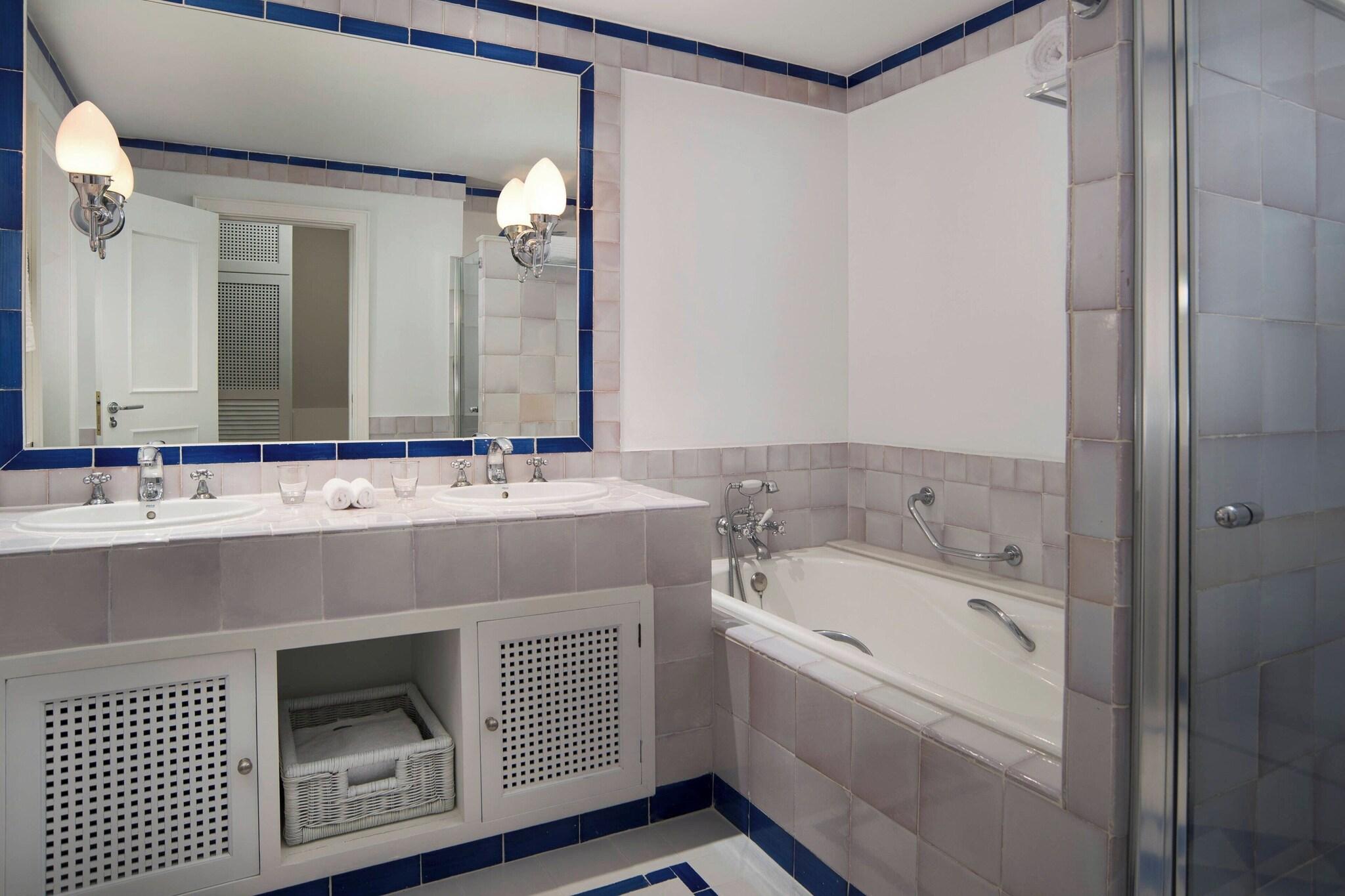 Twin Classic with Terrace