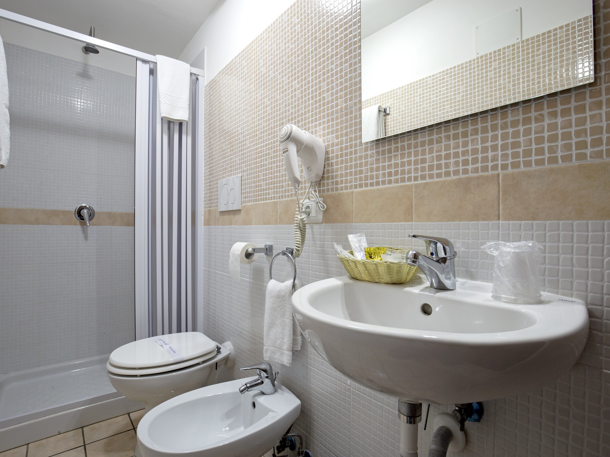 Double or Twin Capacity 2