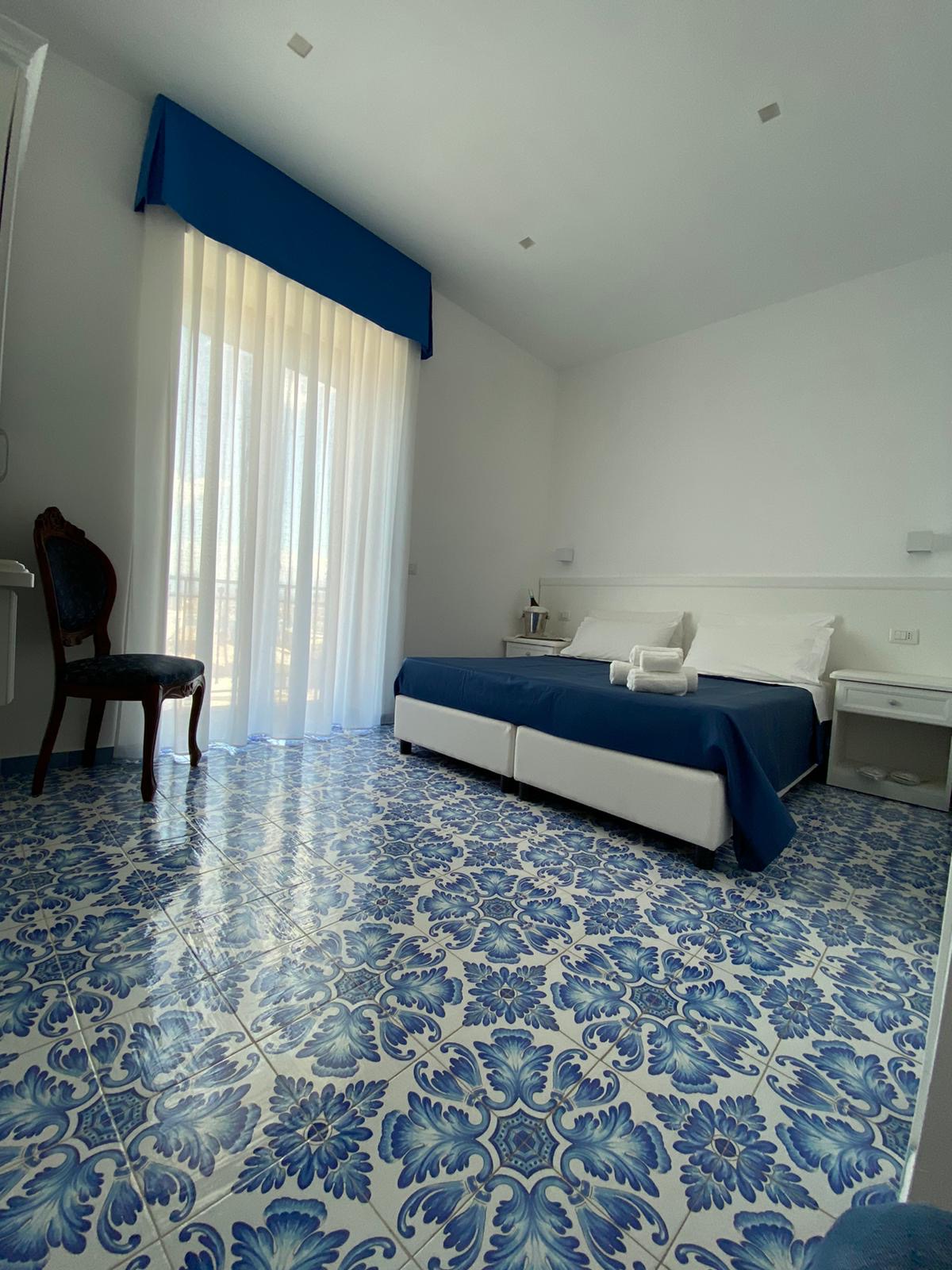 Double or Twin Capacity 2