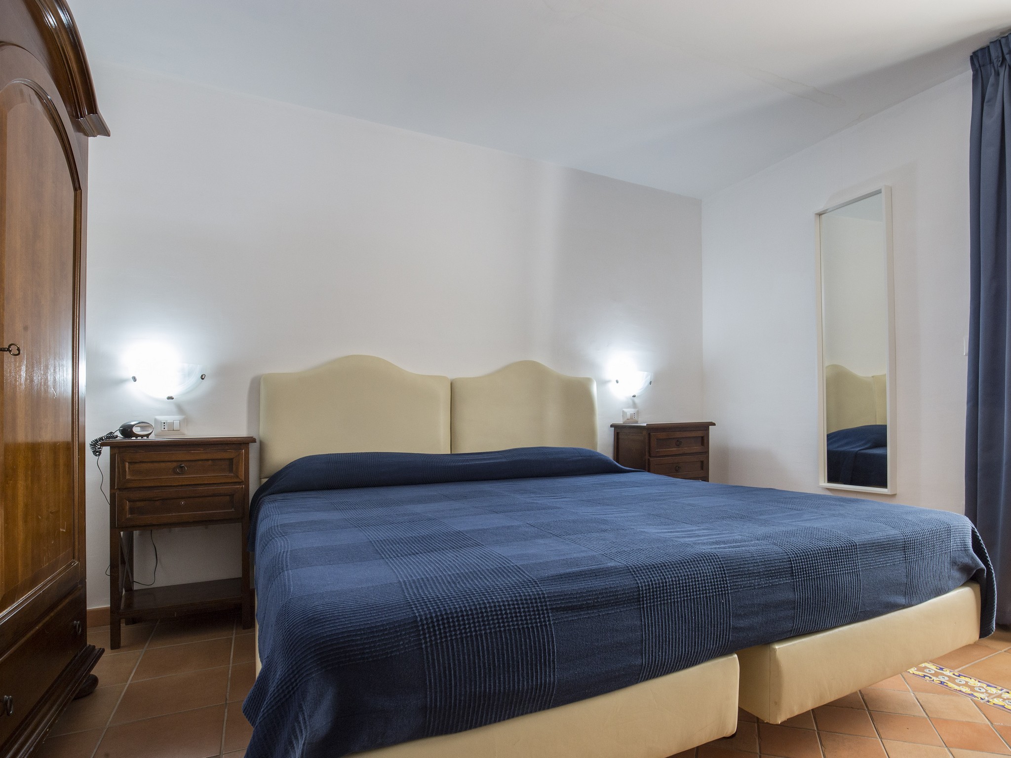 Double or Twin Standard