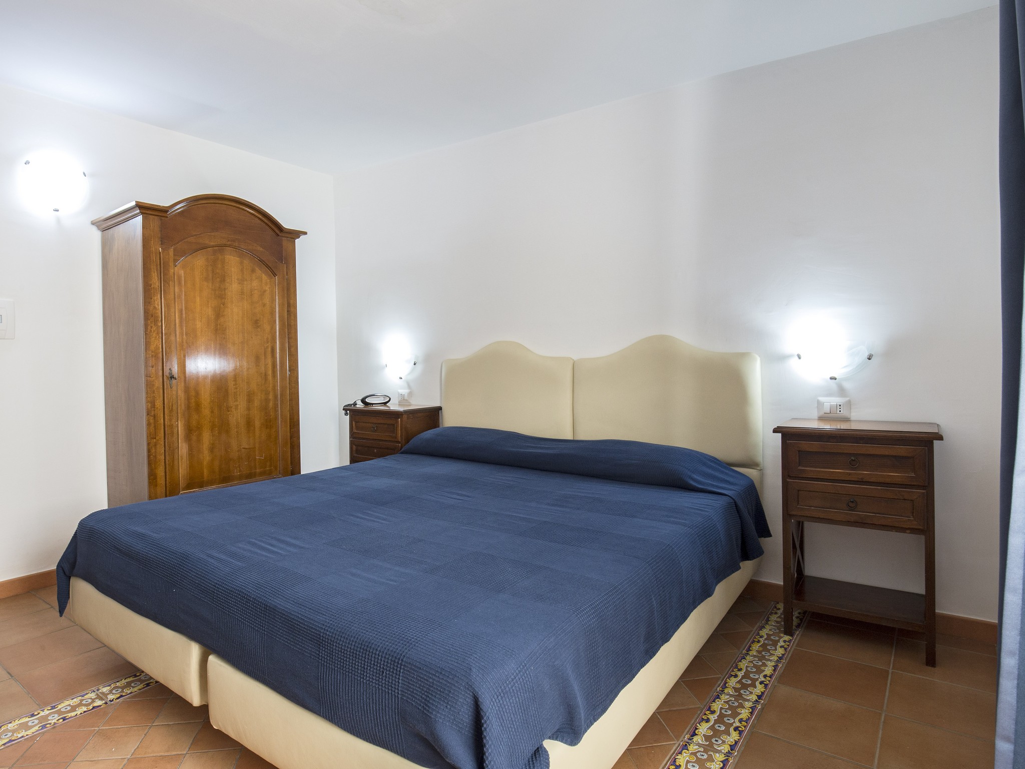 Double or Twin Standard