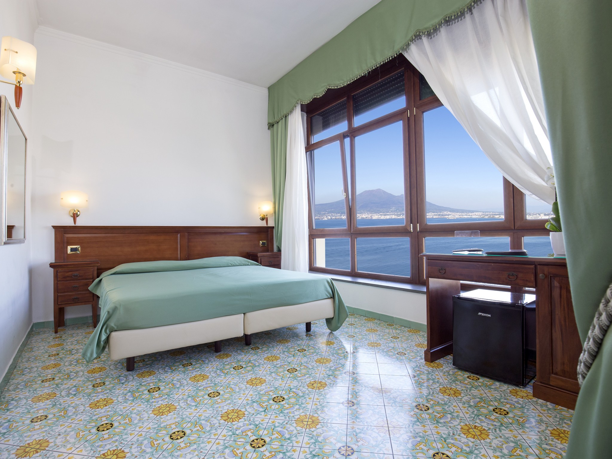 Double or Twin Sea View