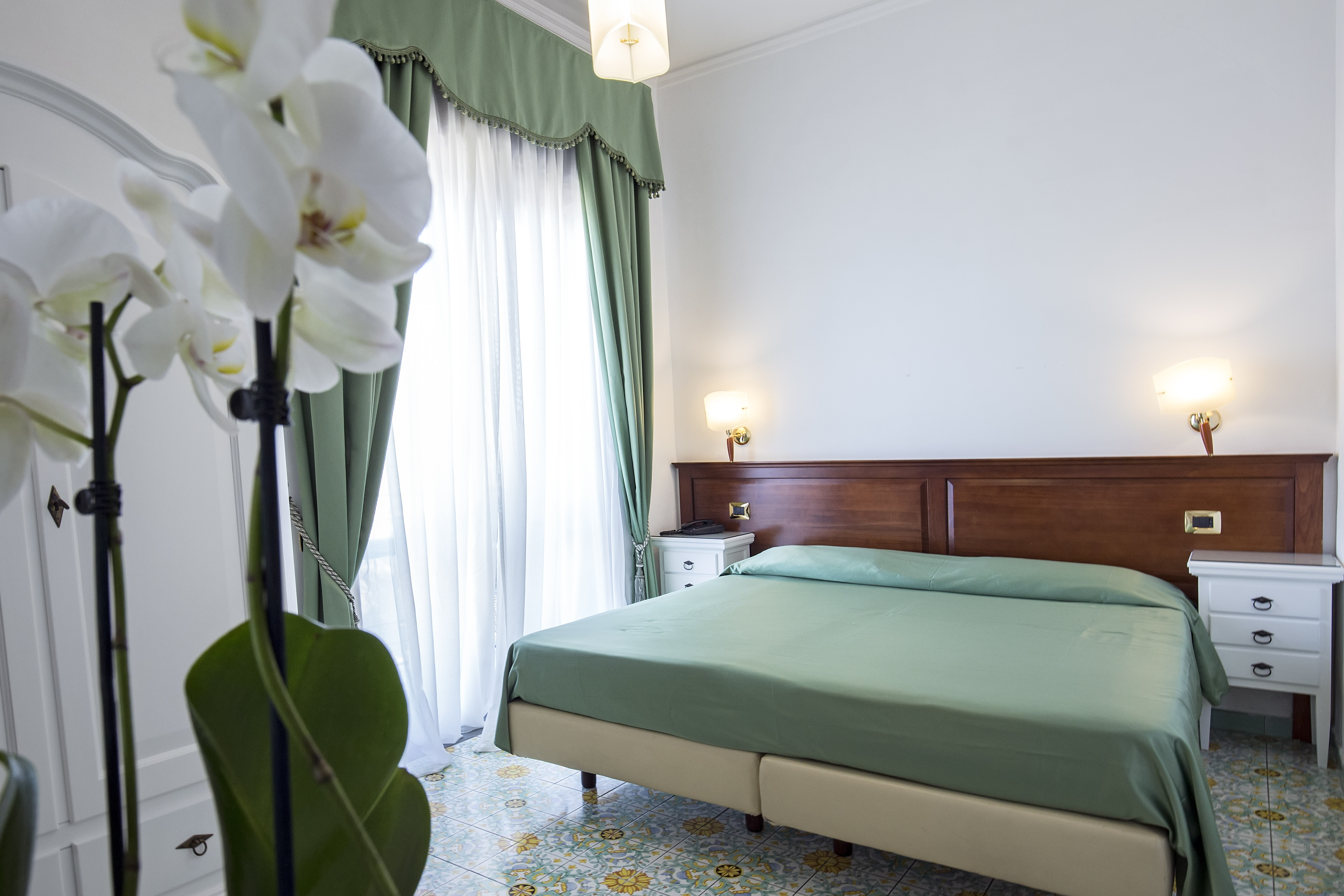 Double or Twin Capacity 2