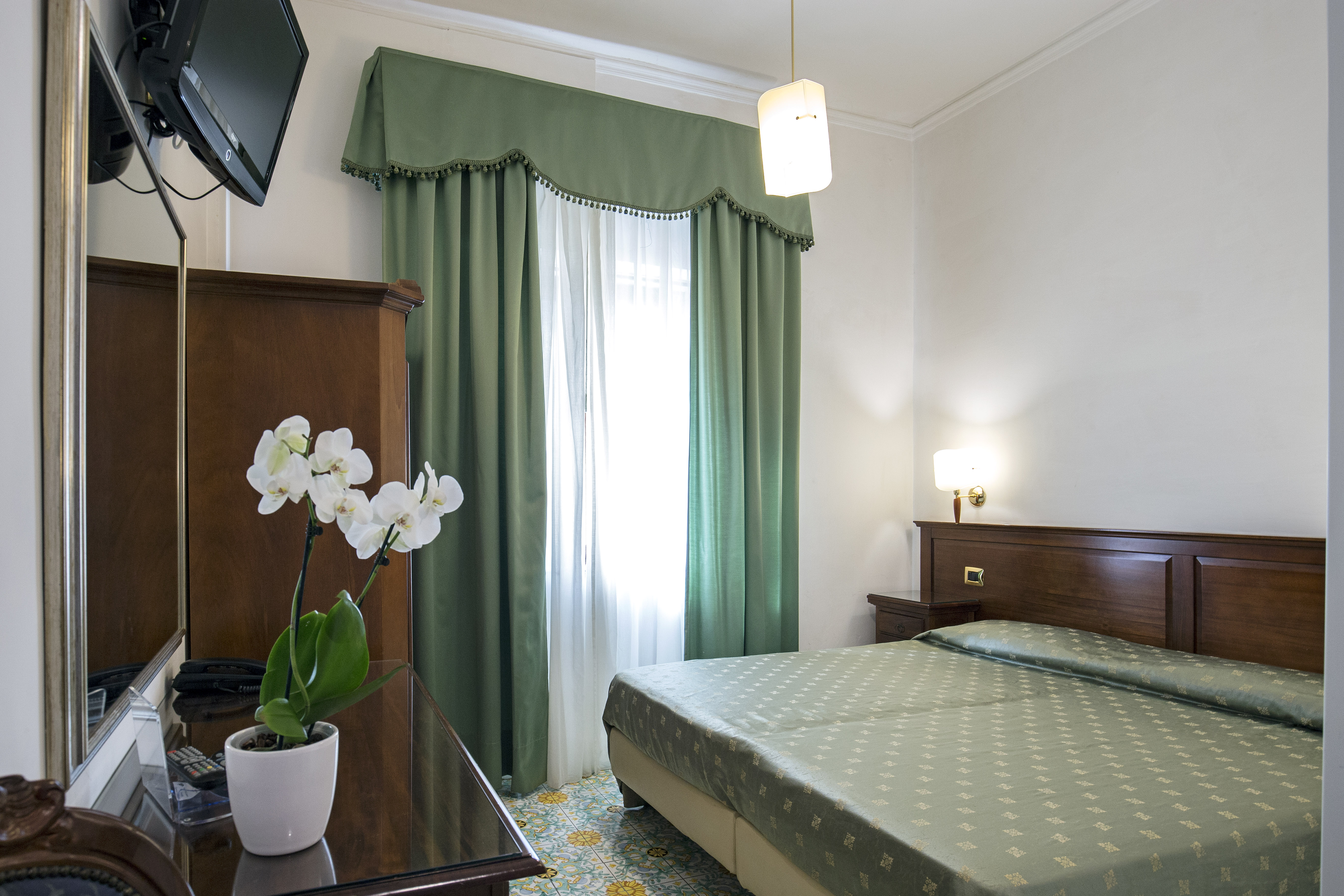 Double or Twin Superior