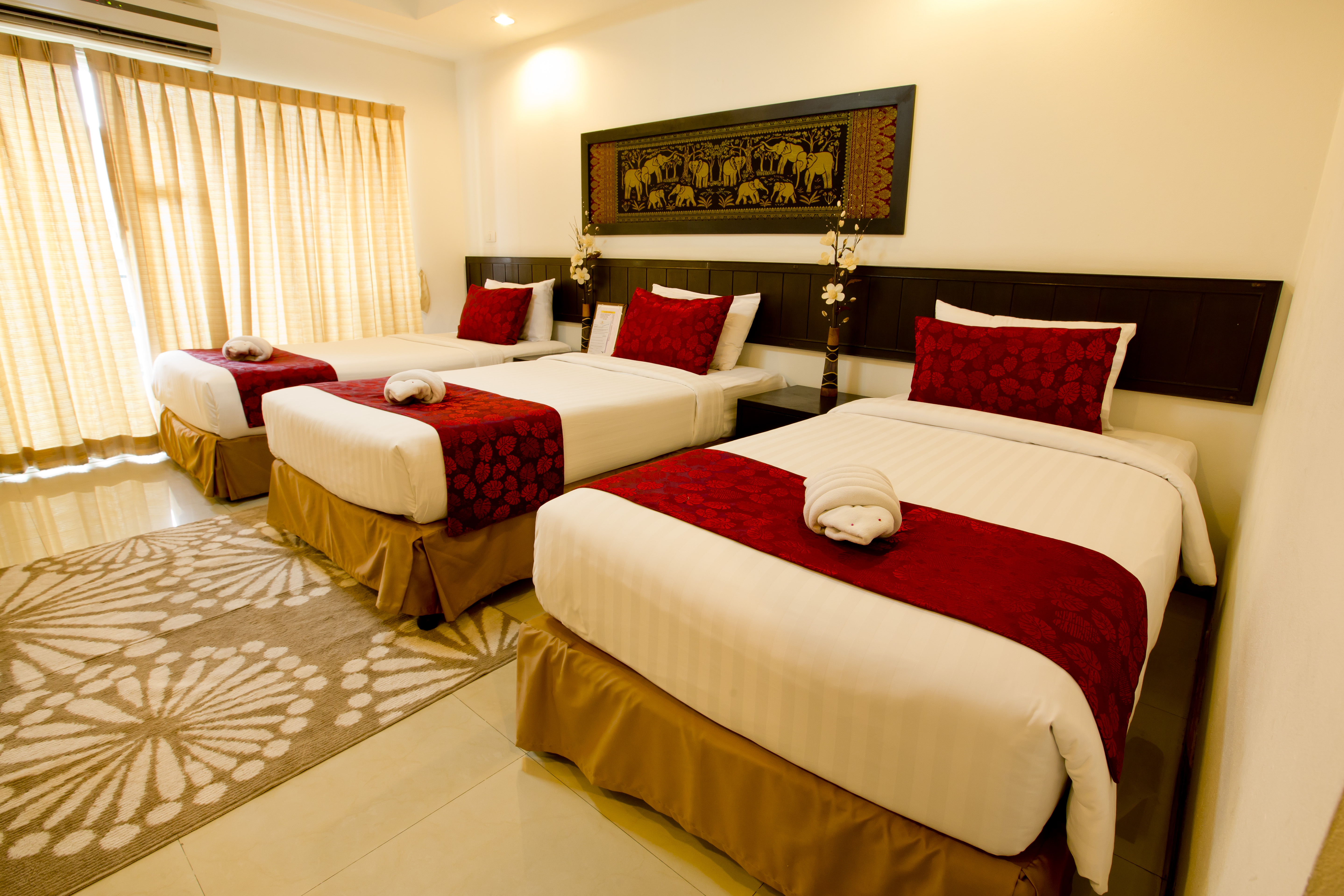 Triple Deluxe with Balcony