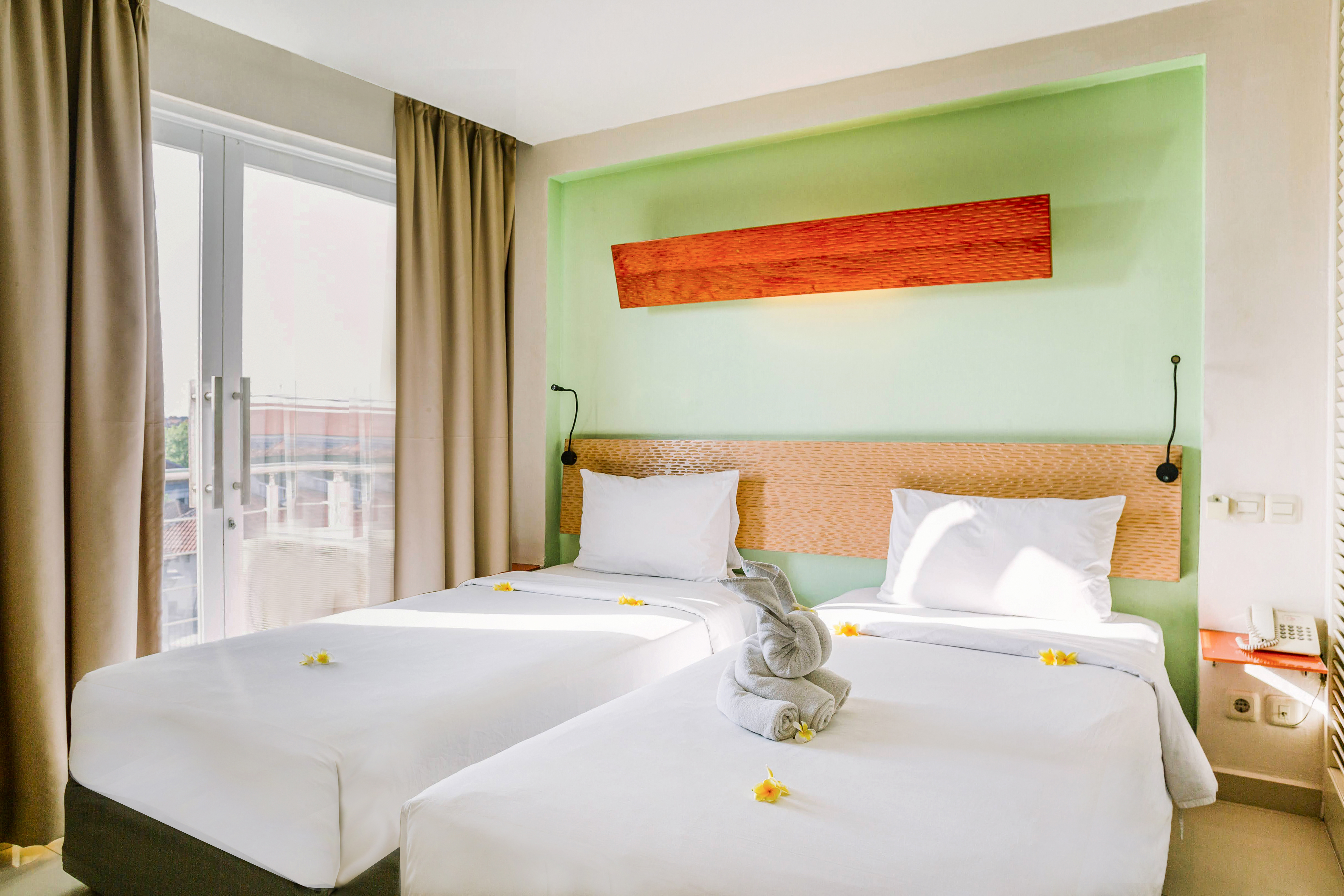 Double or Twin Standard