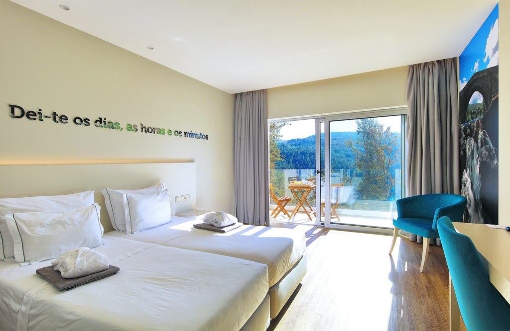 Double or Twin Deluxe