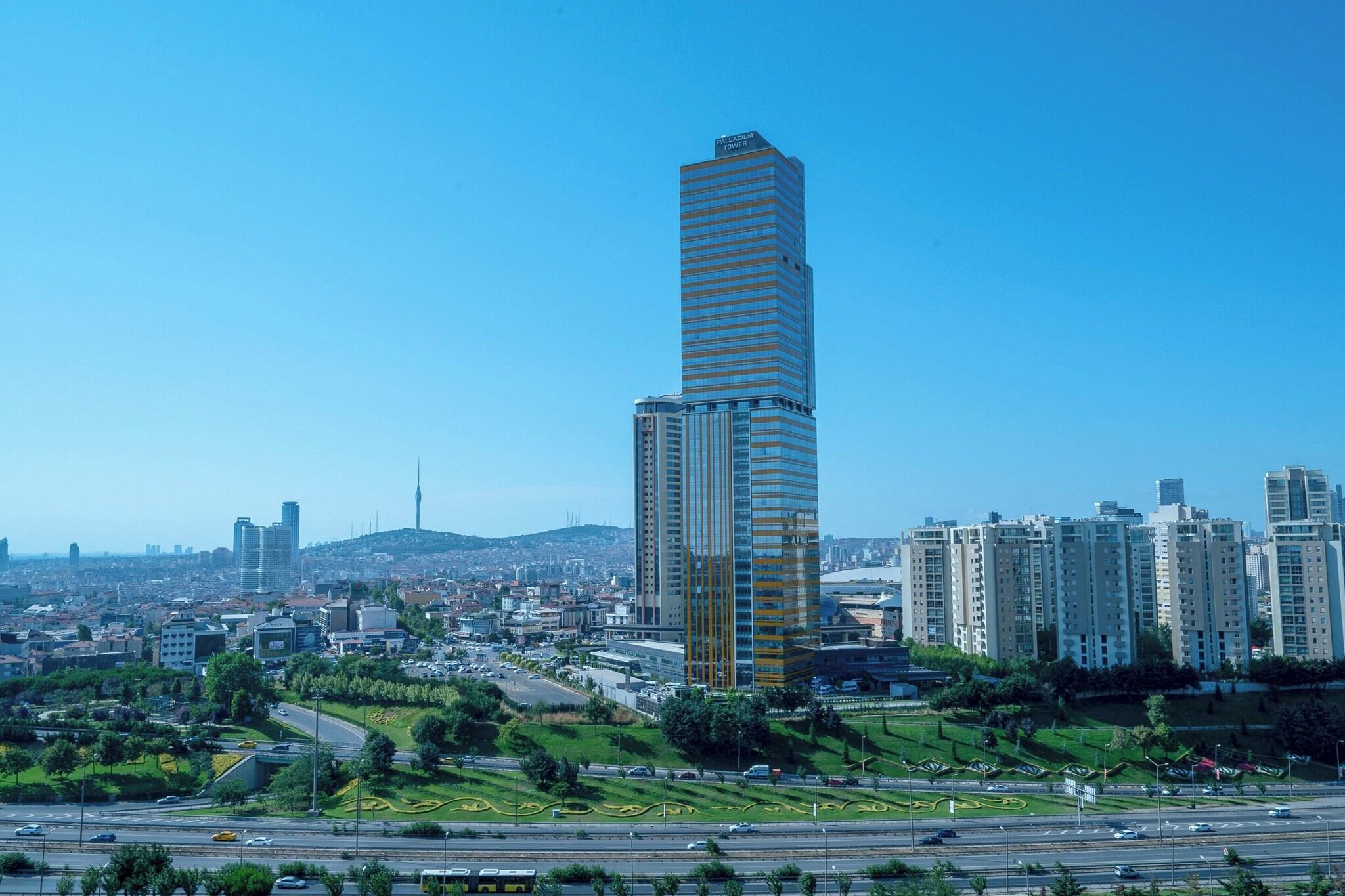 Suite Executive City View