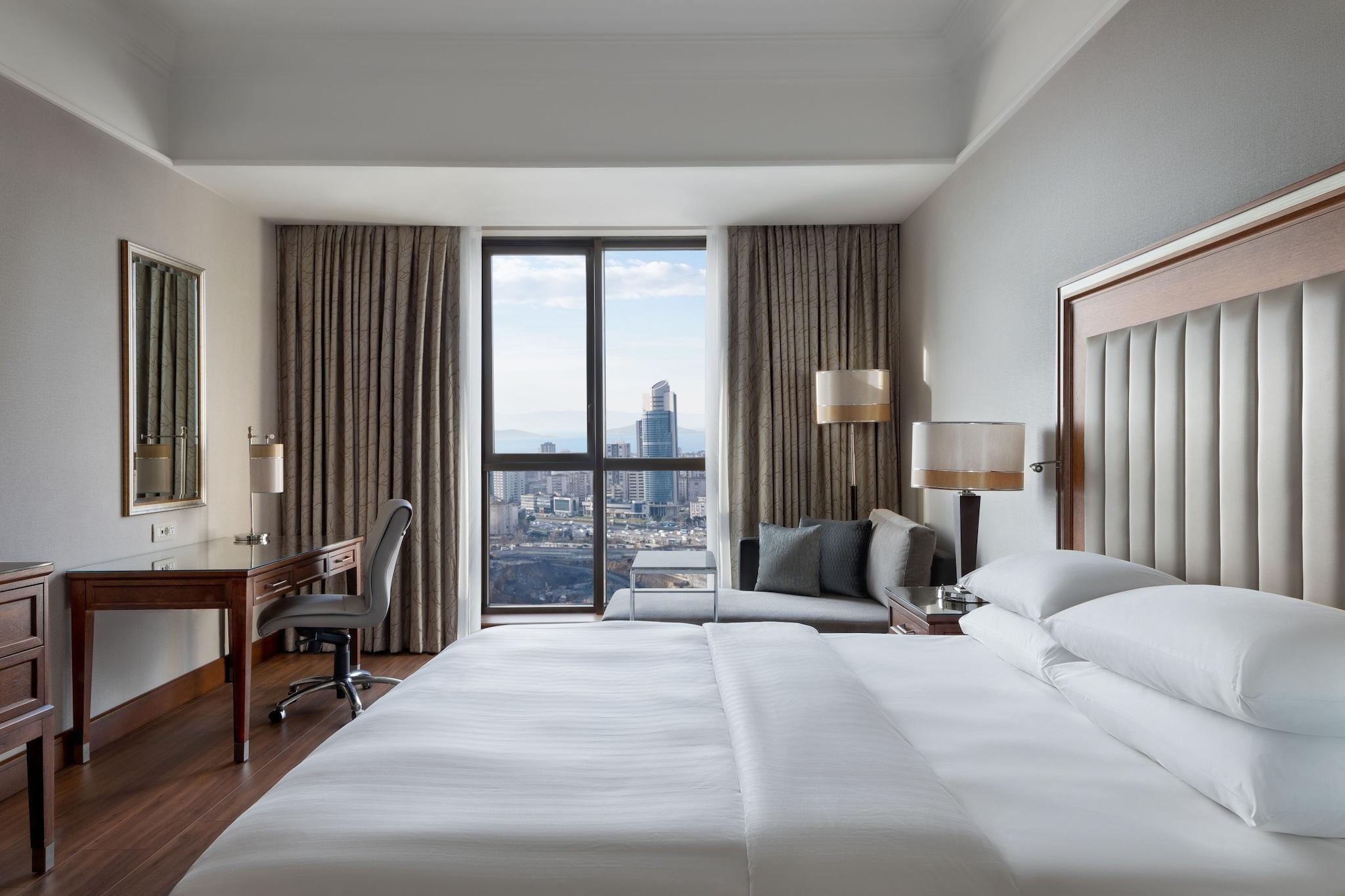 Double Executive King Bed