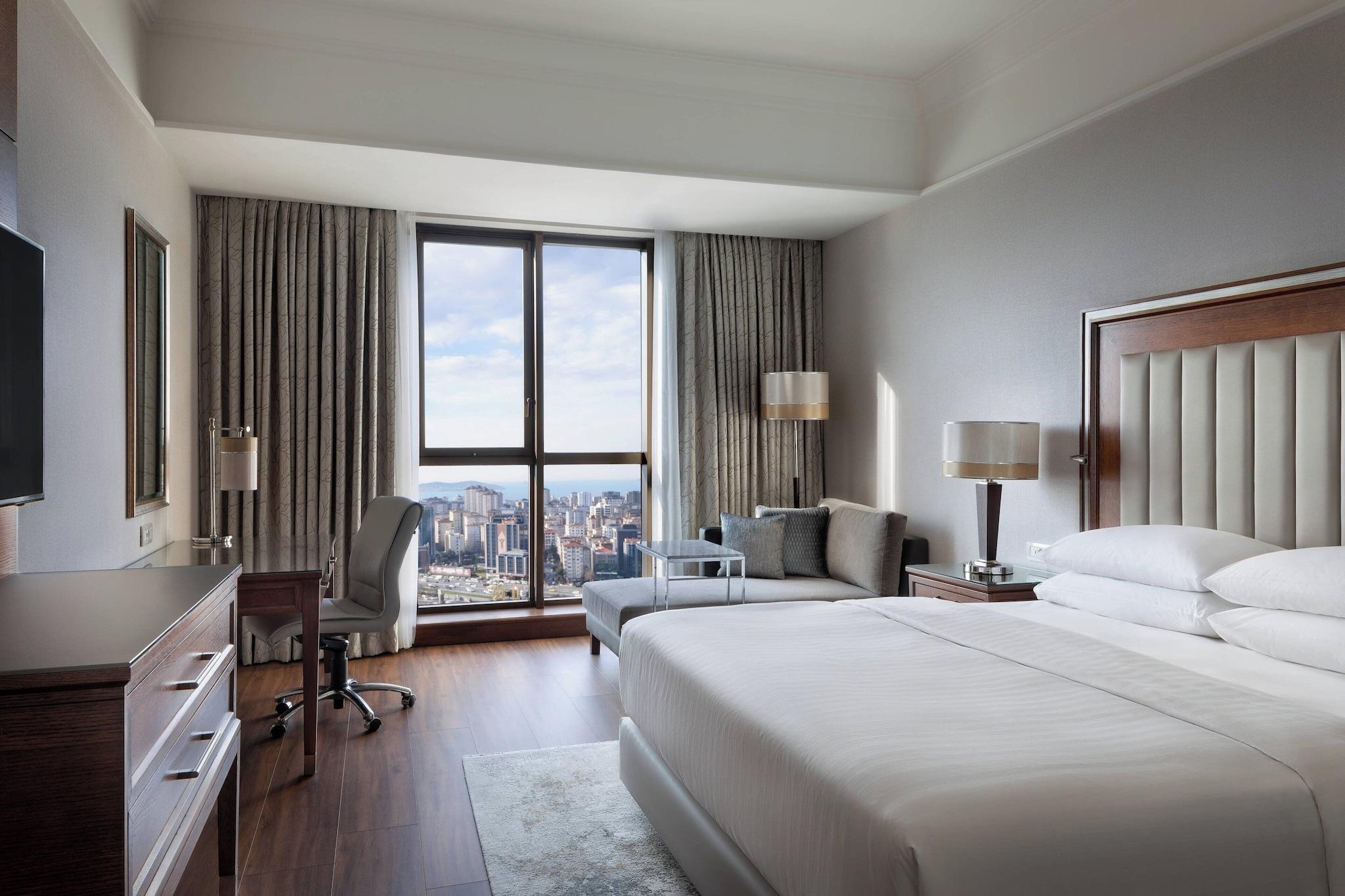 Double Executive King Bed