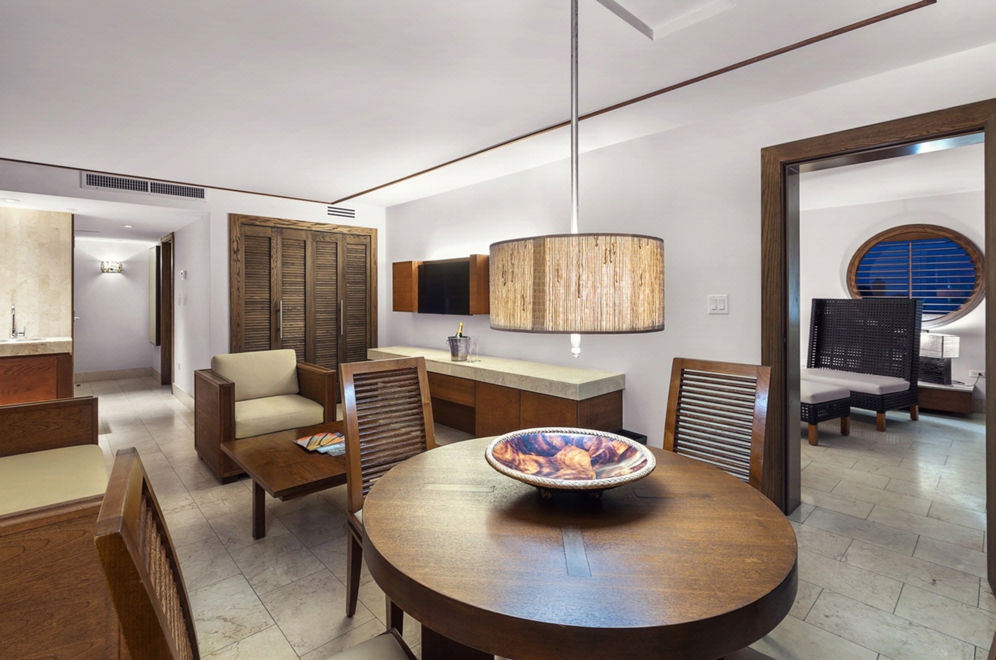 Suite Ocean Front King Bed