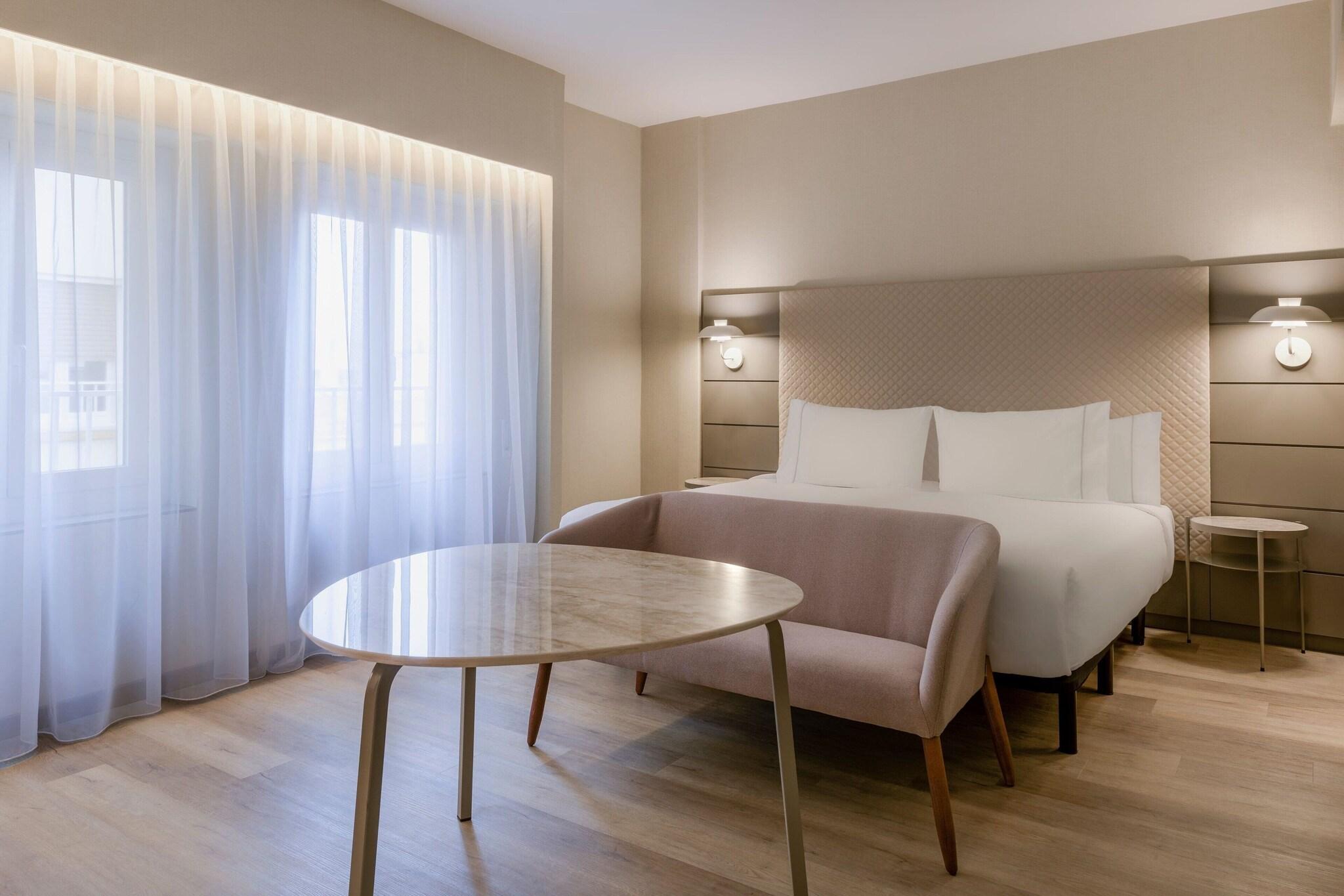 Double King Size Bed