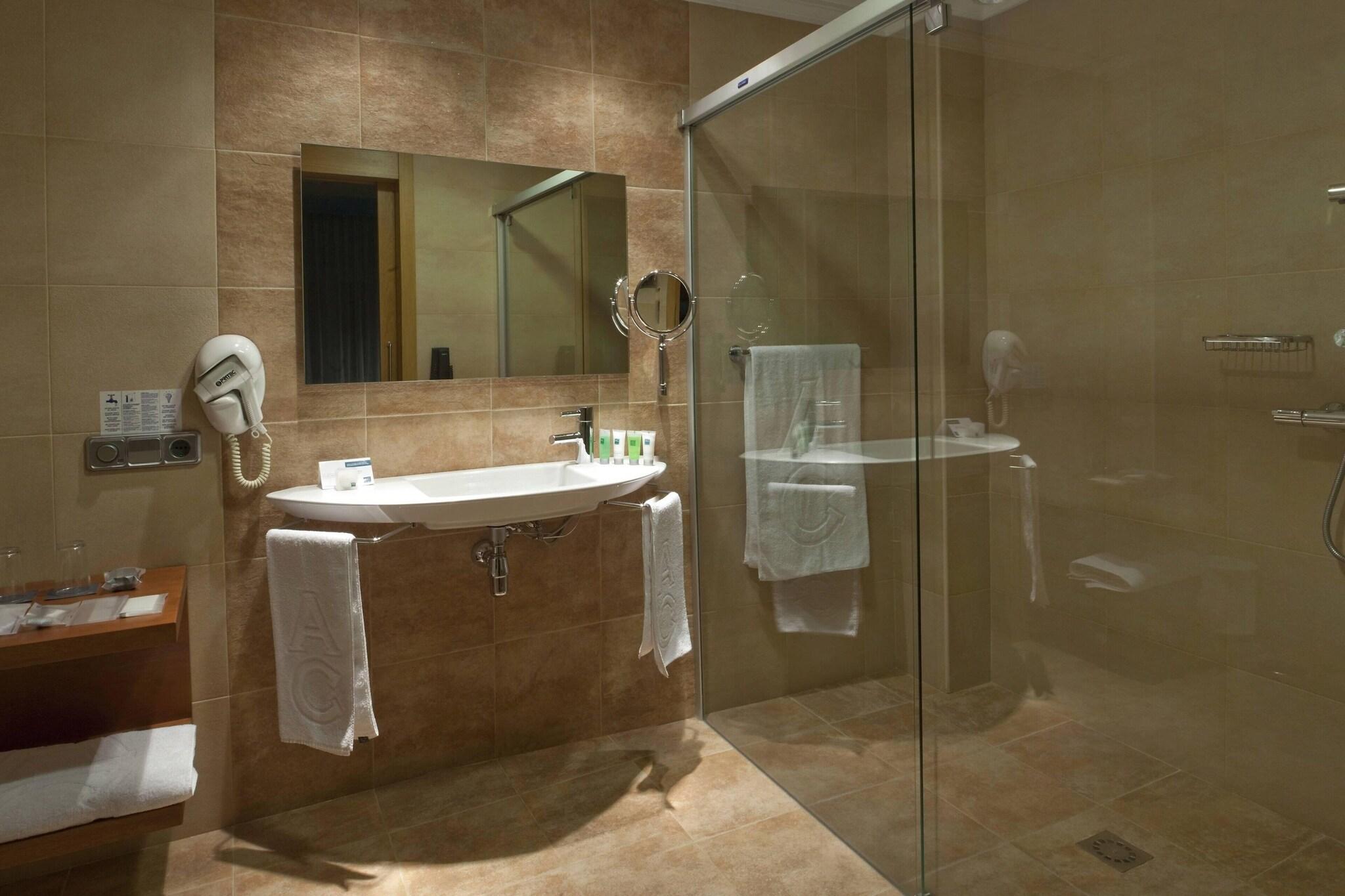 Double Queen Size Bed