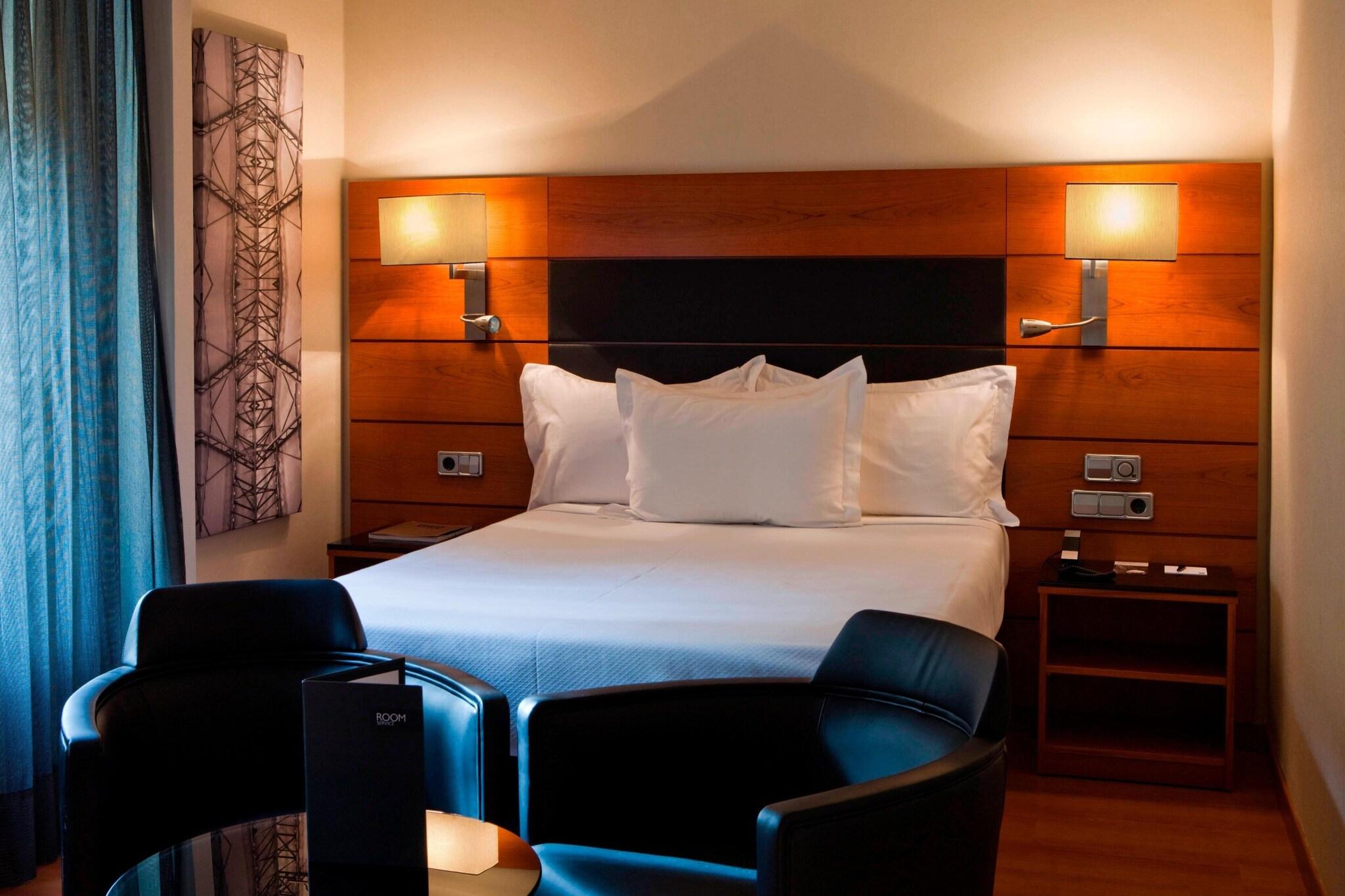 Double Queen Size Bed