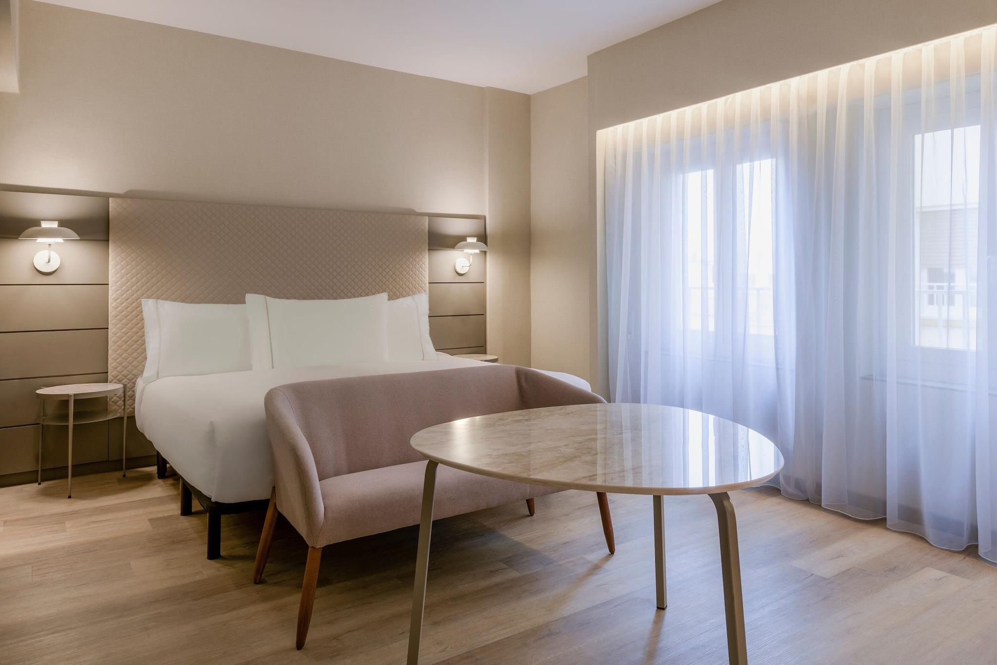 Double Queen Size Bed