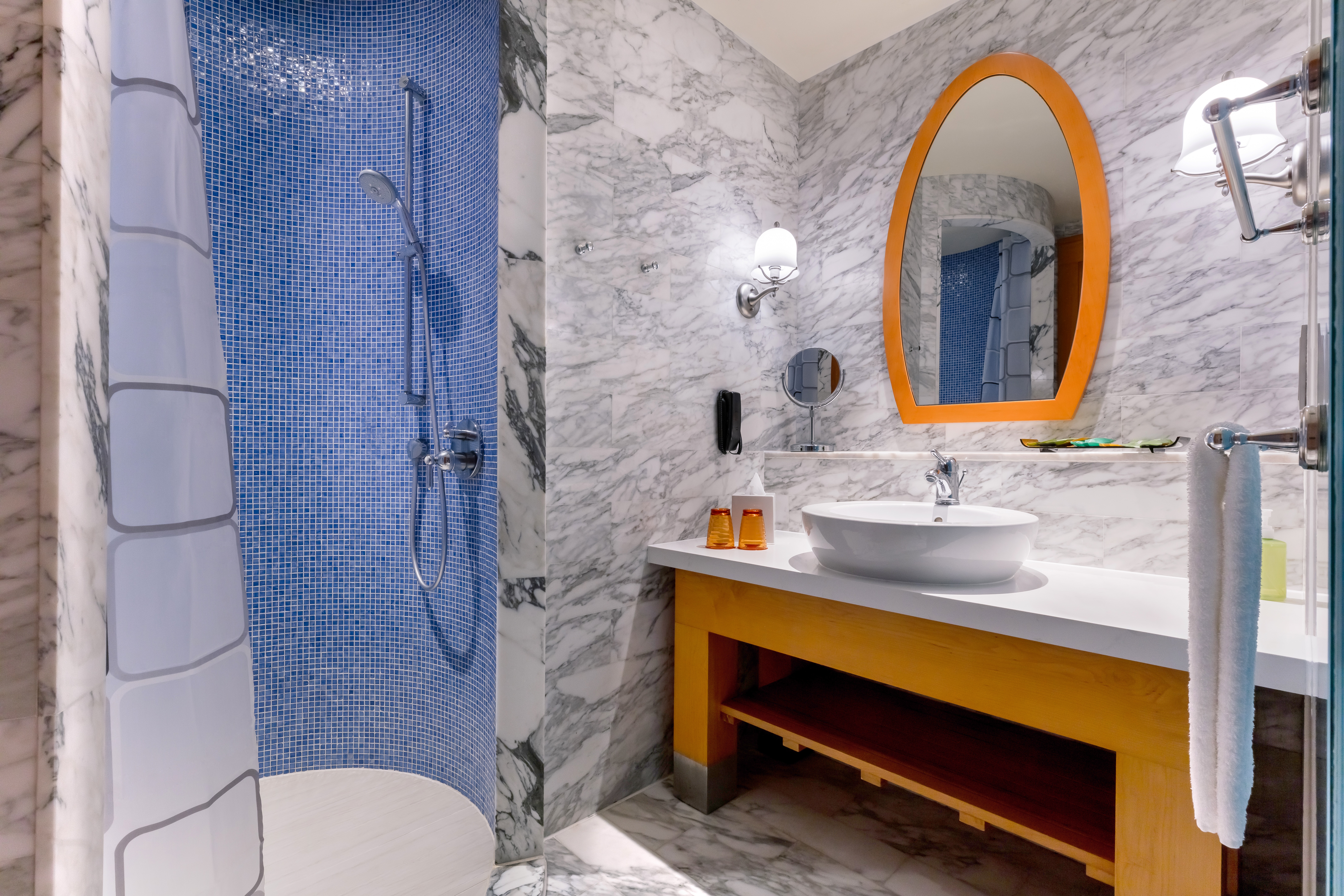 Double or Twin Deluxe