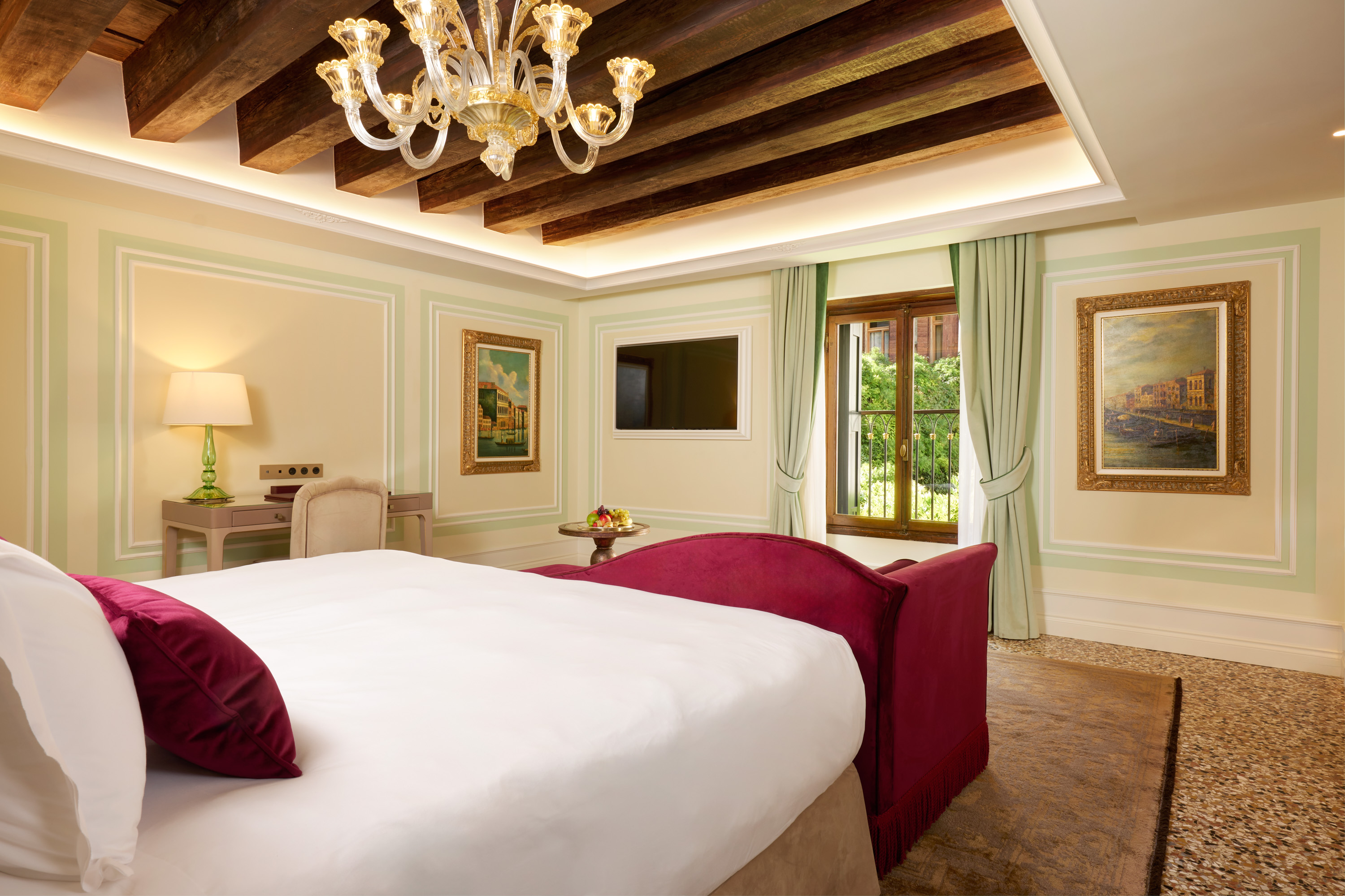 Junior Suite Standard