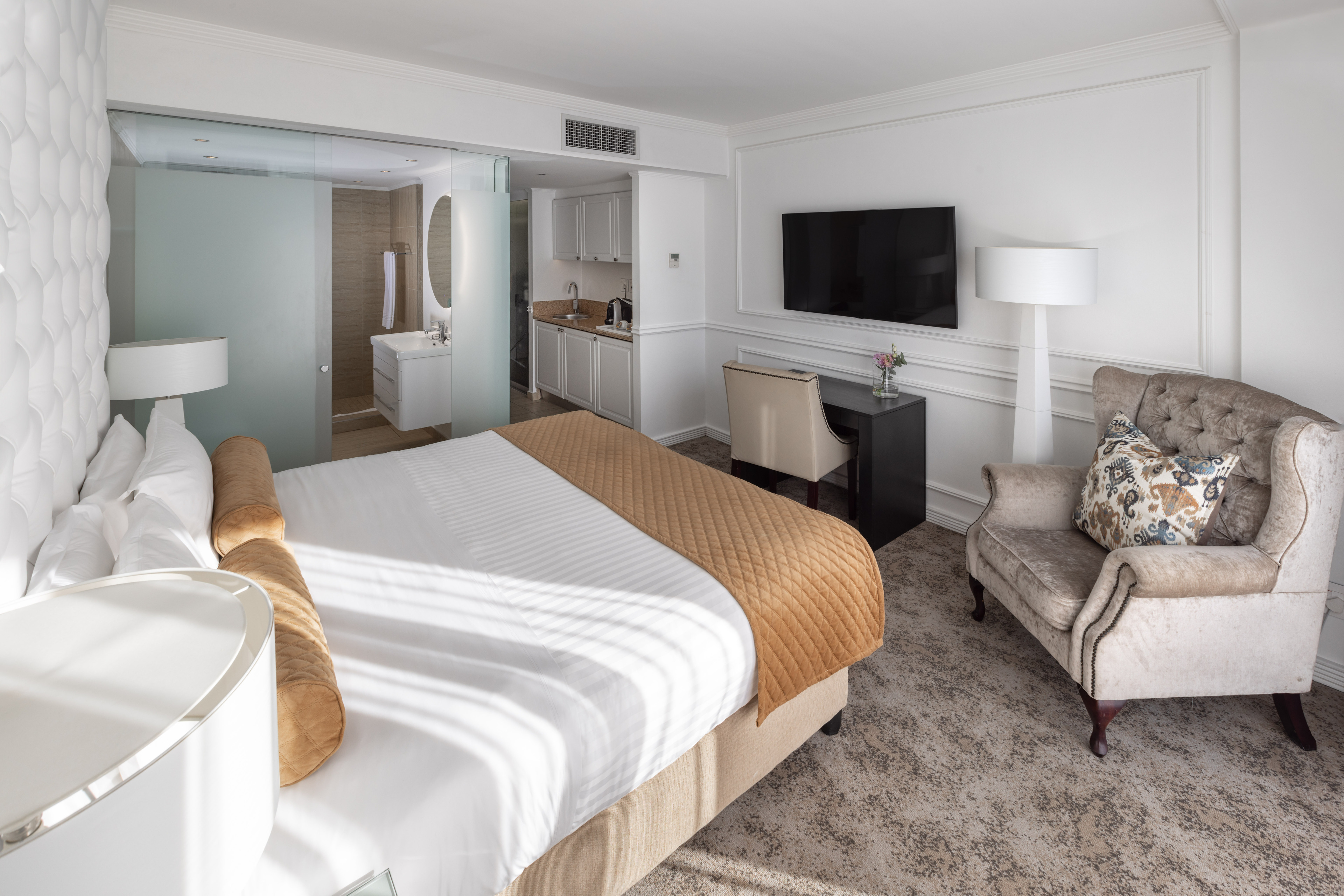 Double or Twin Deluxe