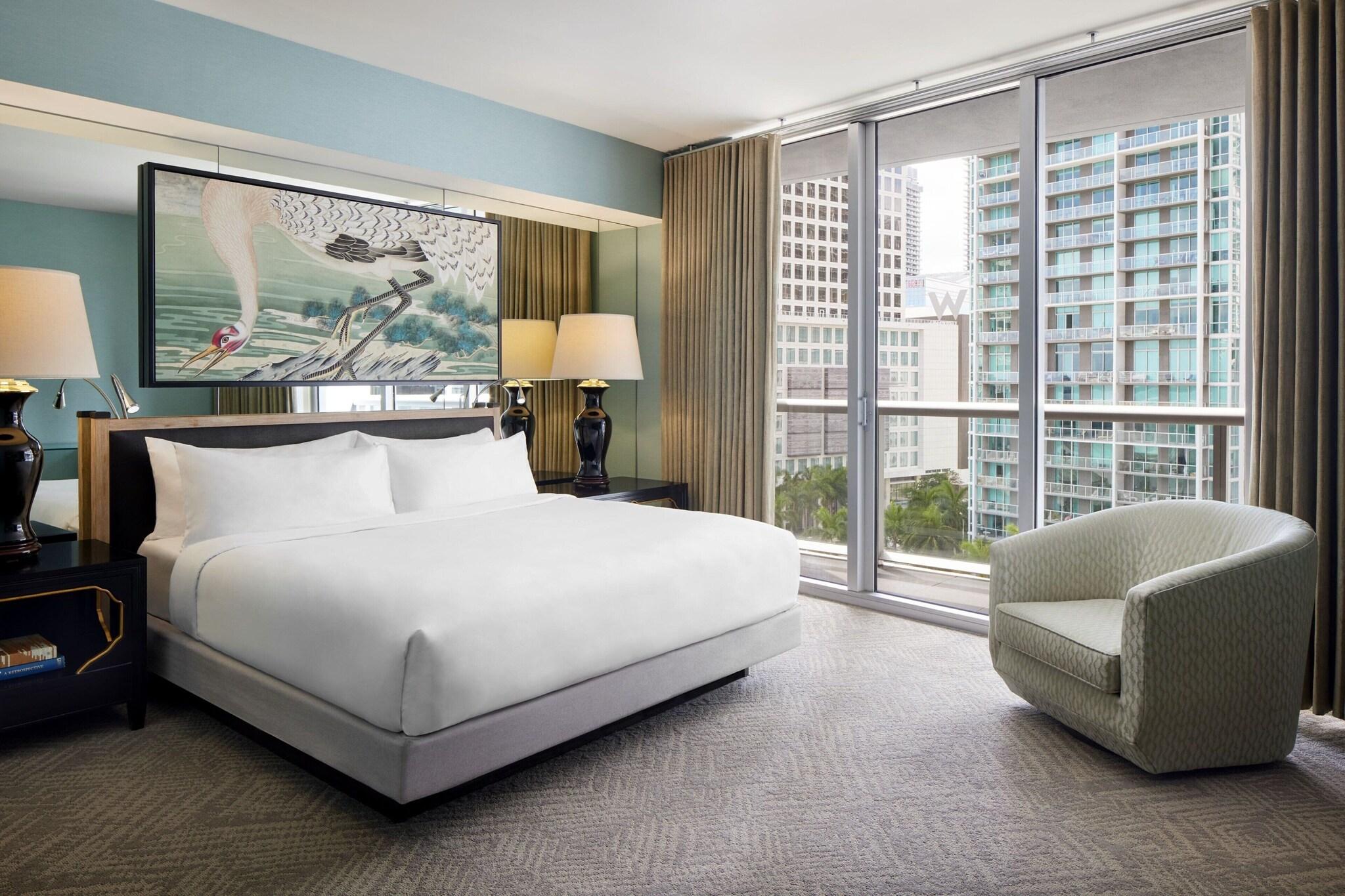 Double Deluxe King Bed