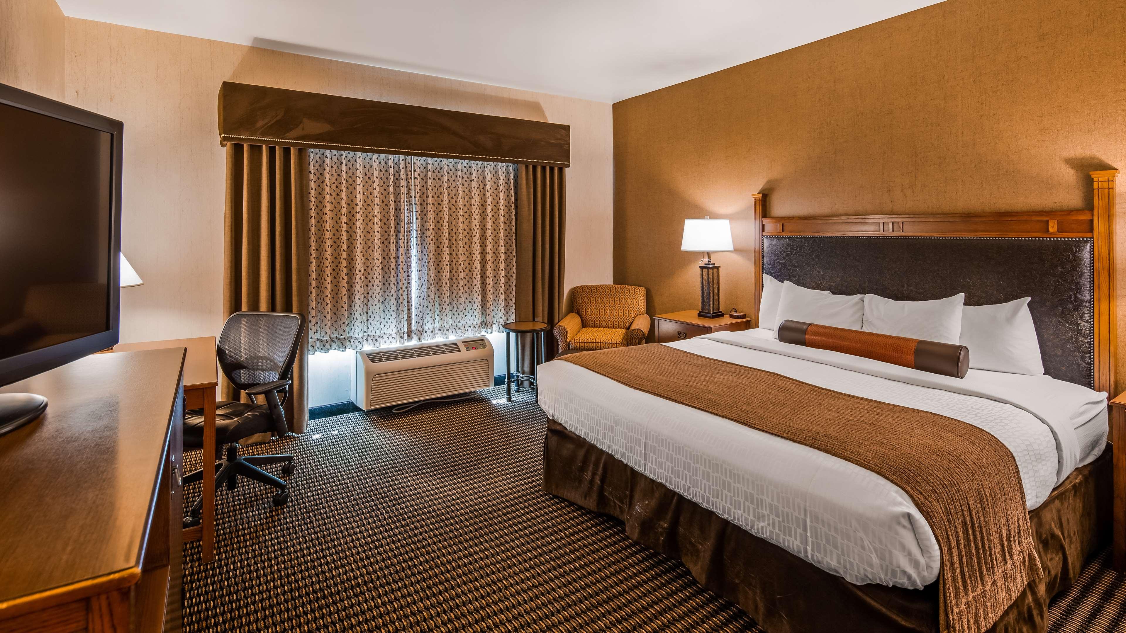 Room King Bed Non Smoking