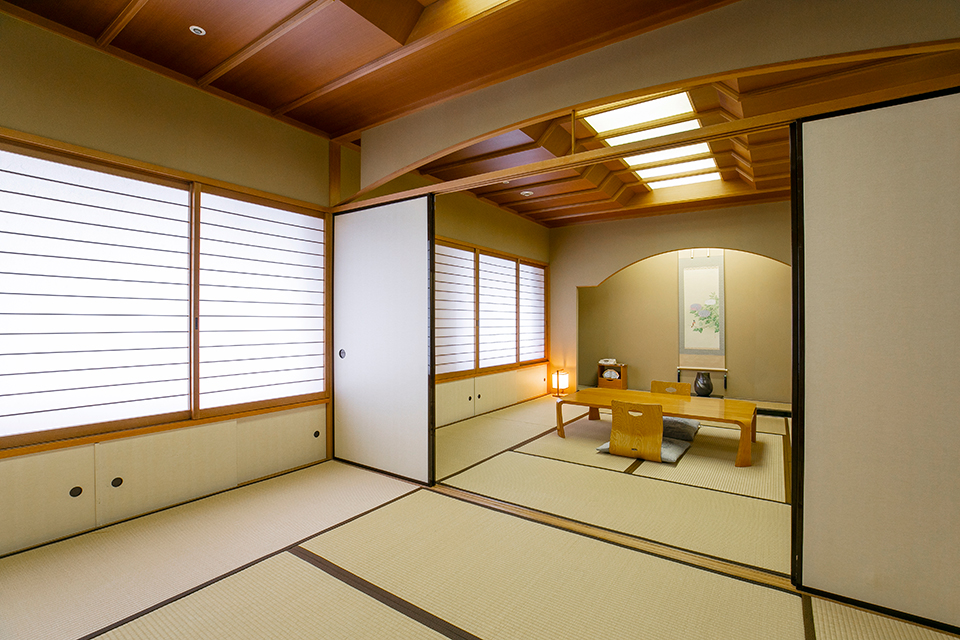 Triple Japanese Room