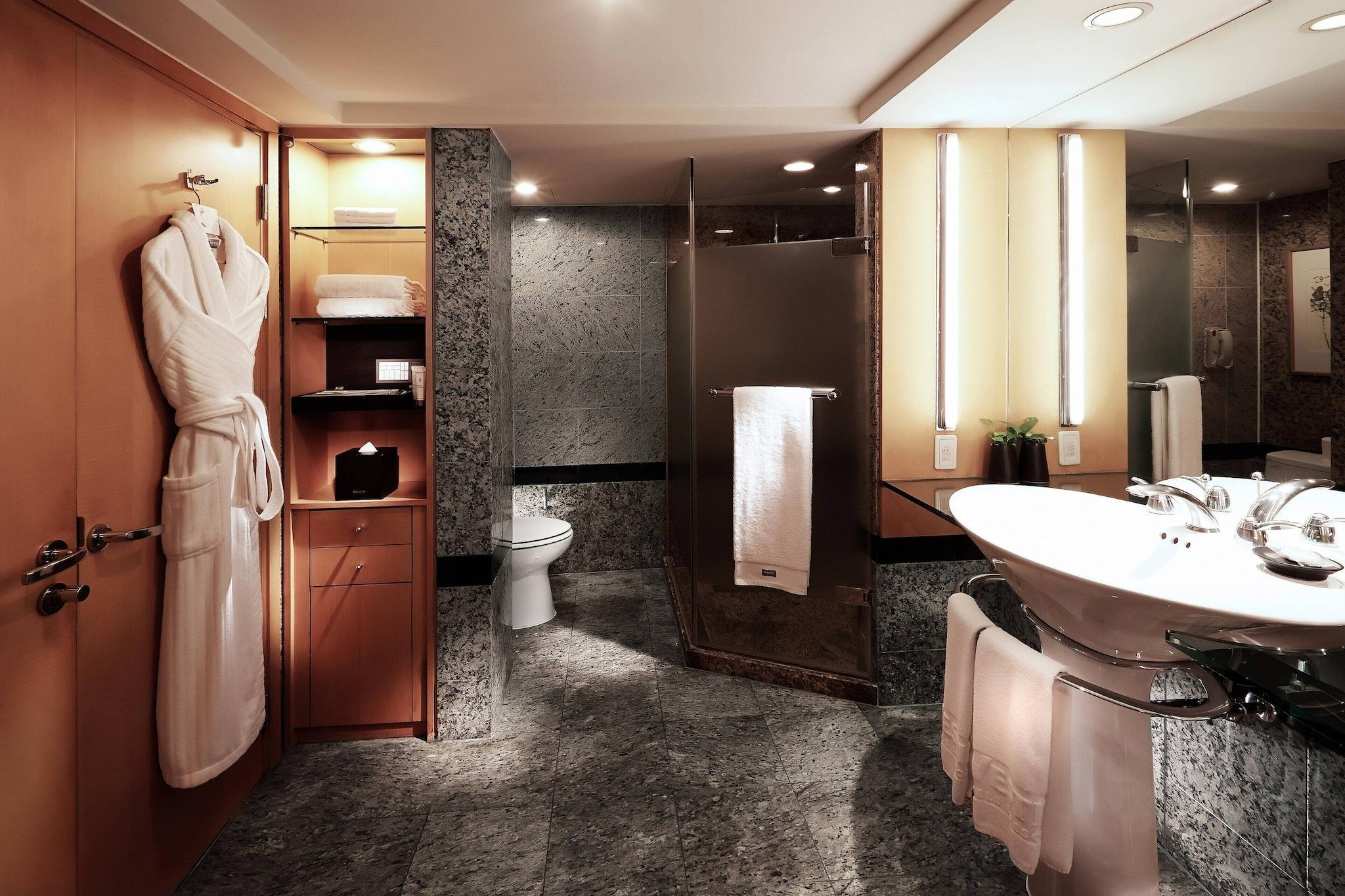 Suite Executive King Bed