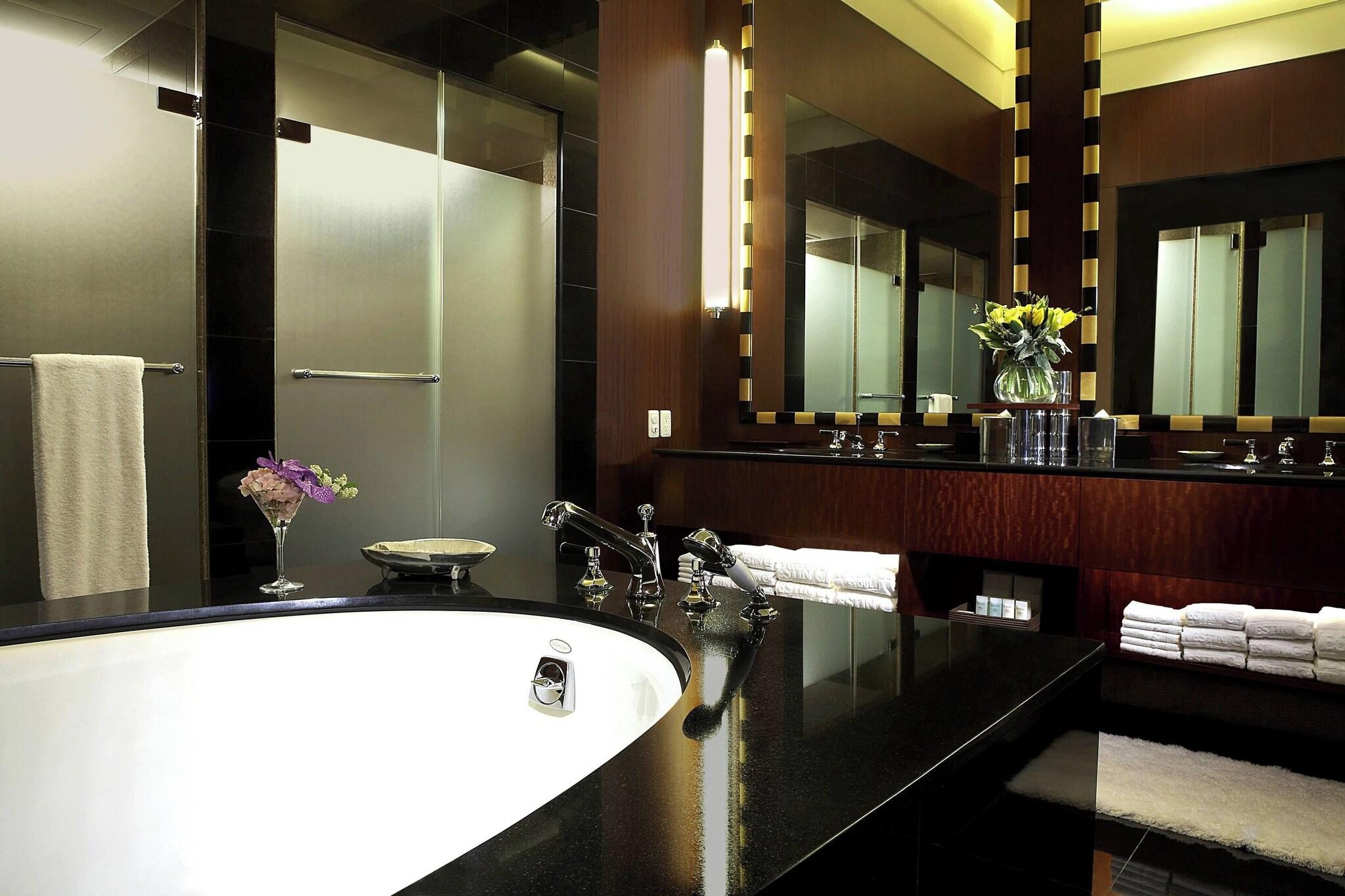 Suite Presidential with Views