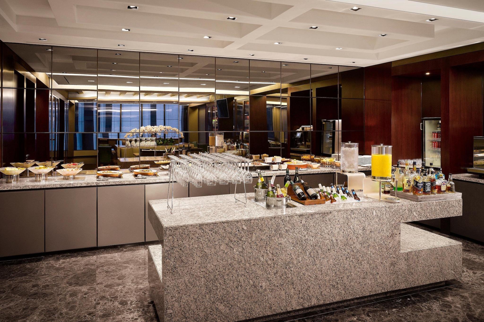 Suite Presidential with Views