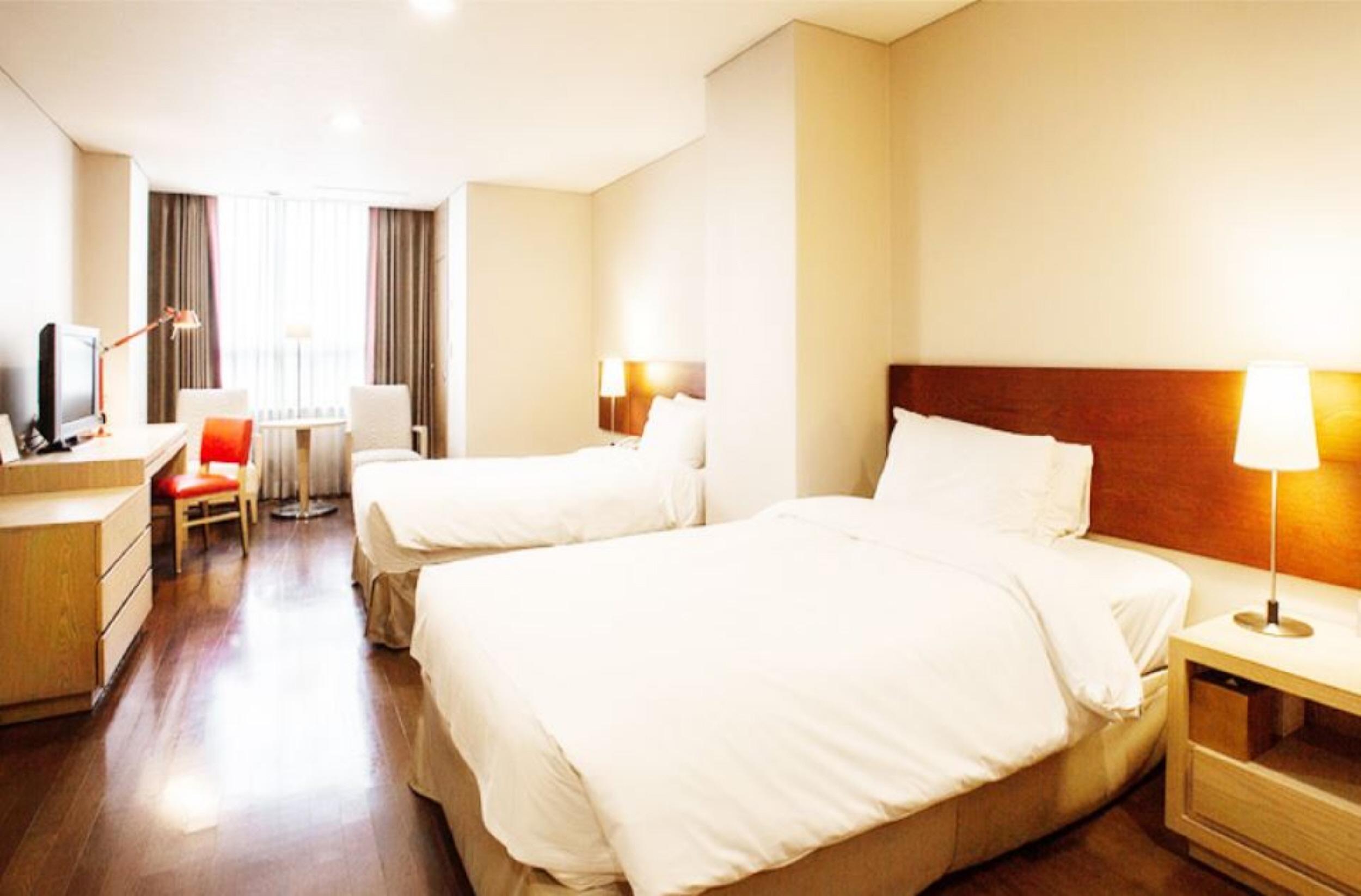 Double or Twin Deluxe