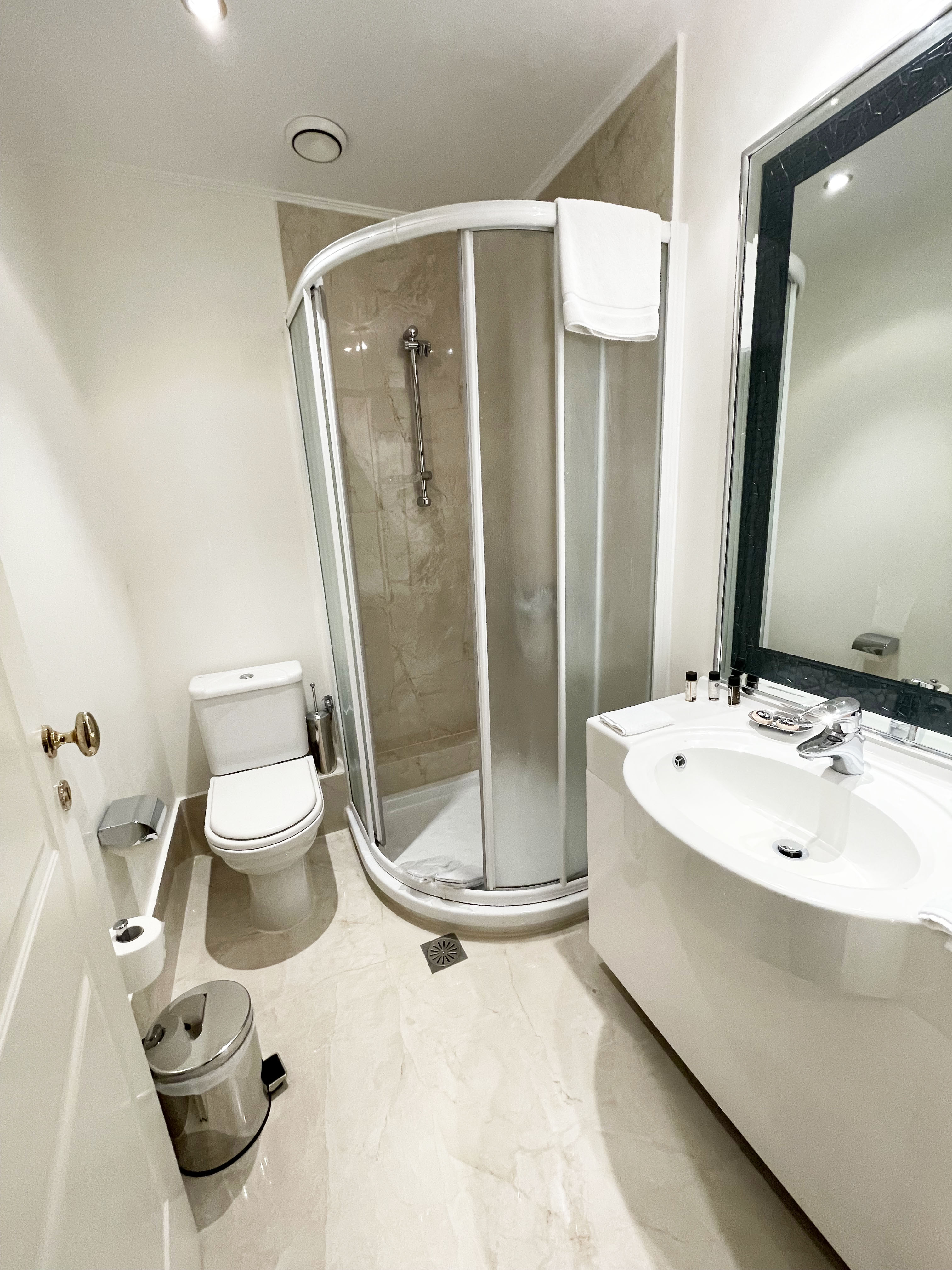 Suite Capacity 4 Two Bedrooms