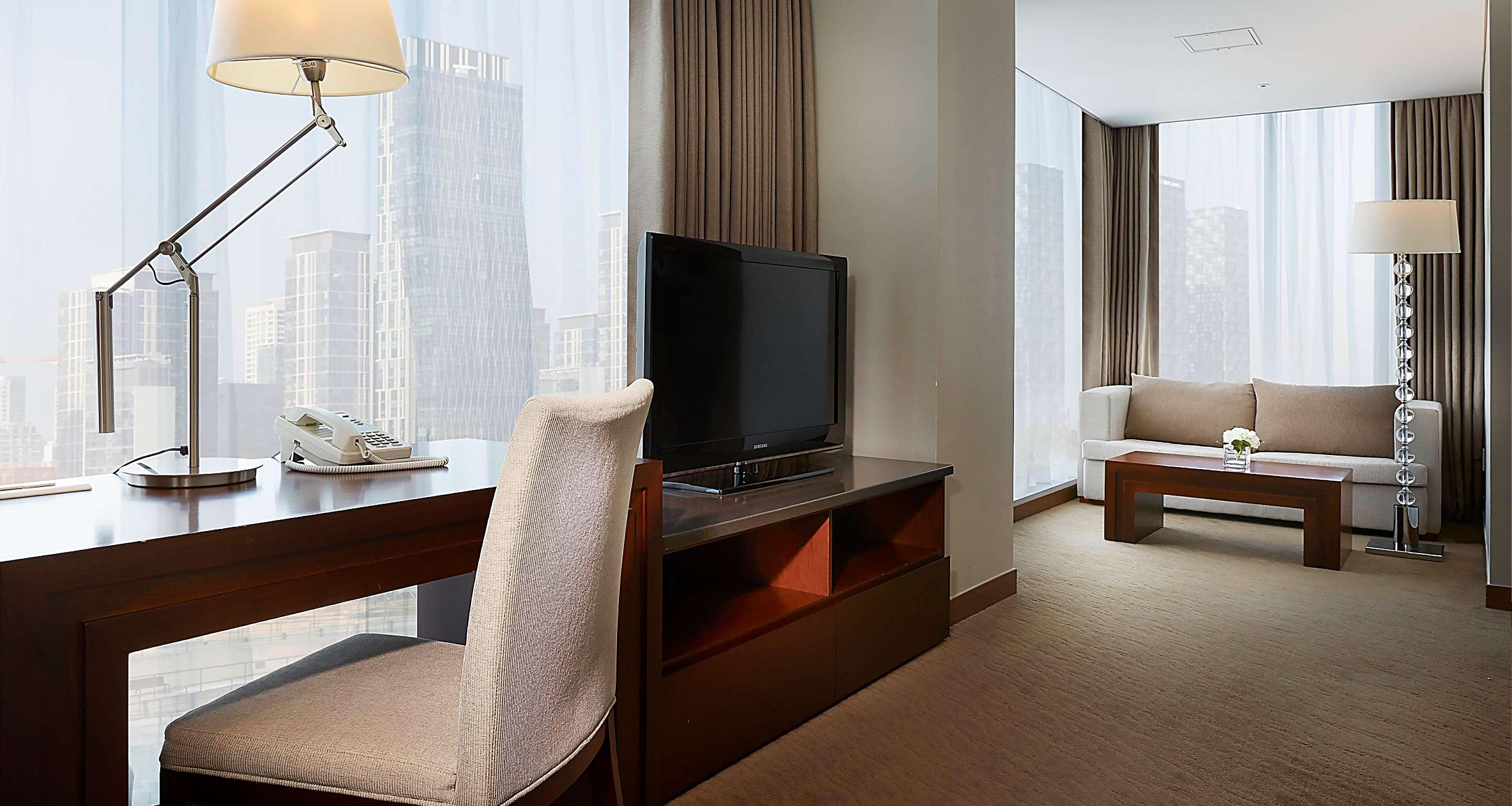 Junior Suite King Size Bed