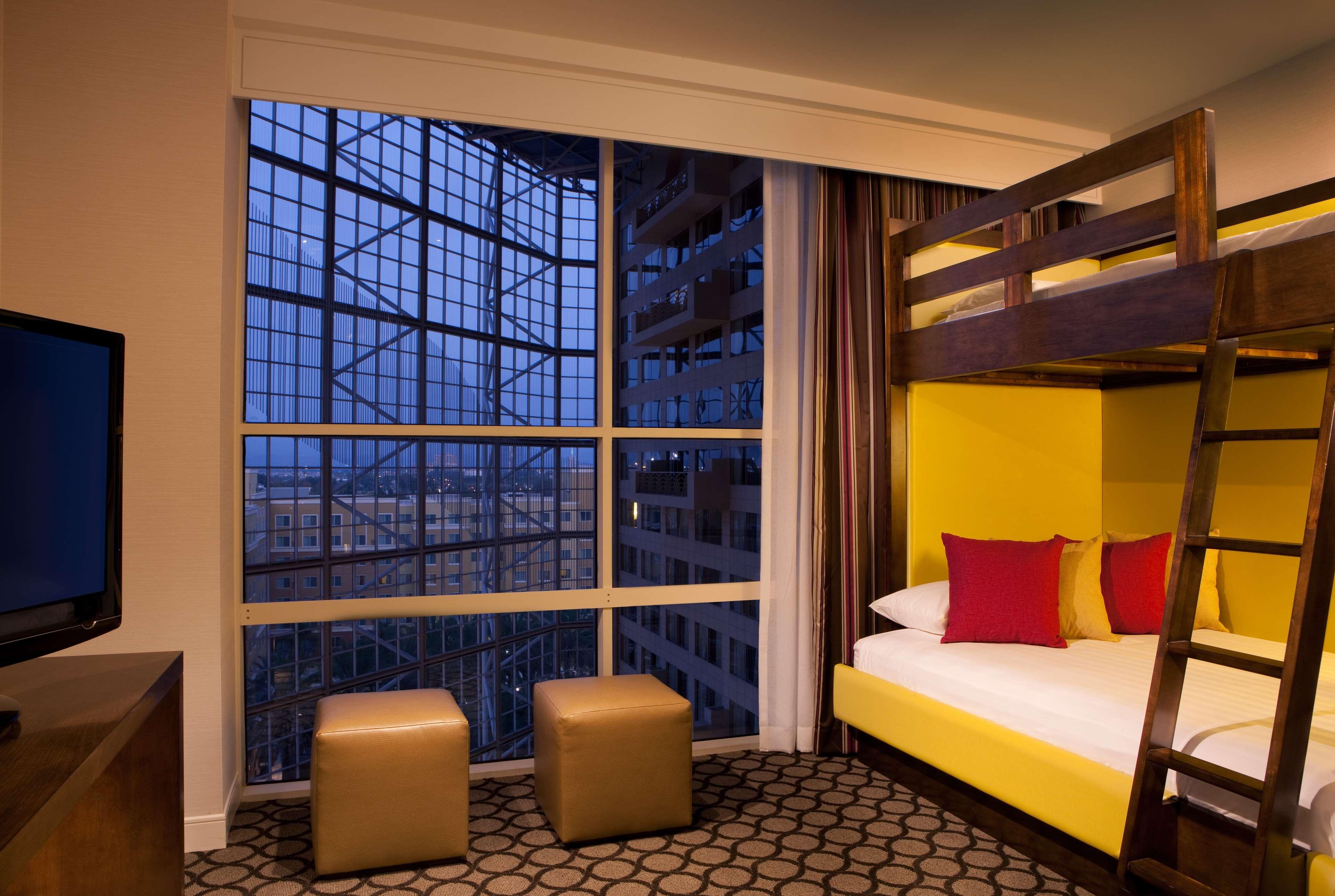 Double Deluxe King Bed