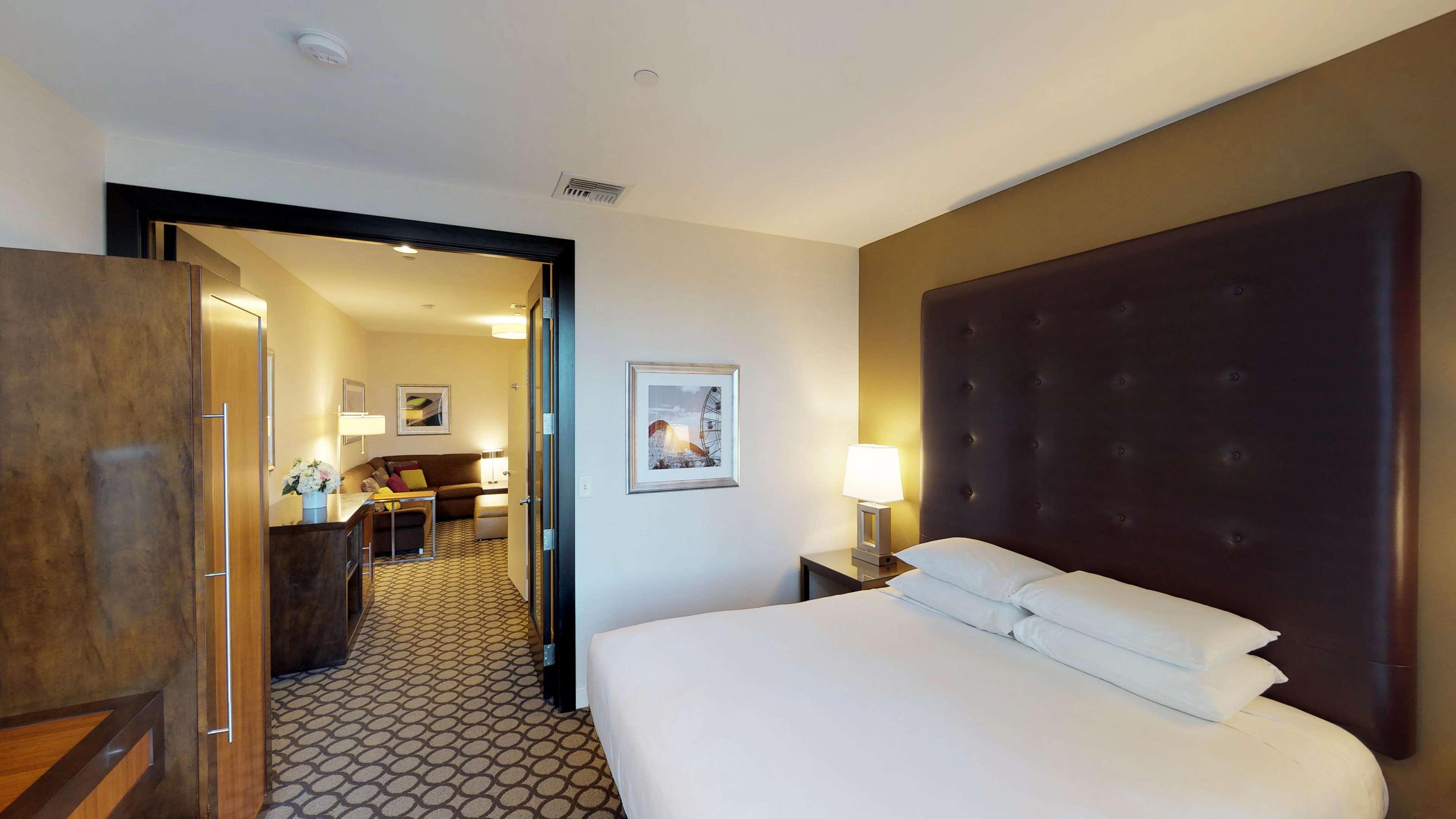 Double Executive King Bed