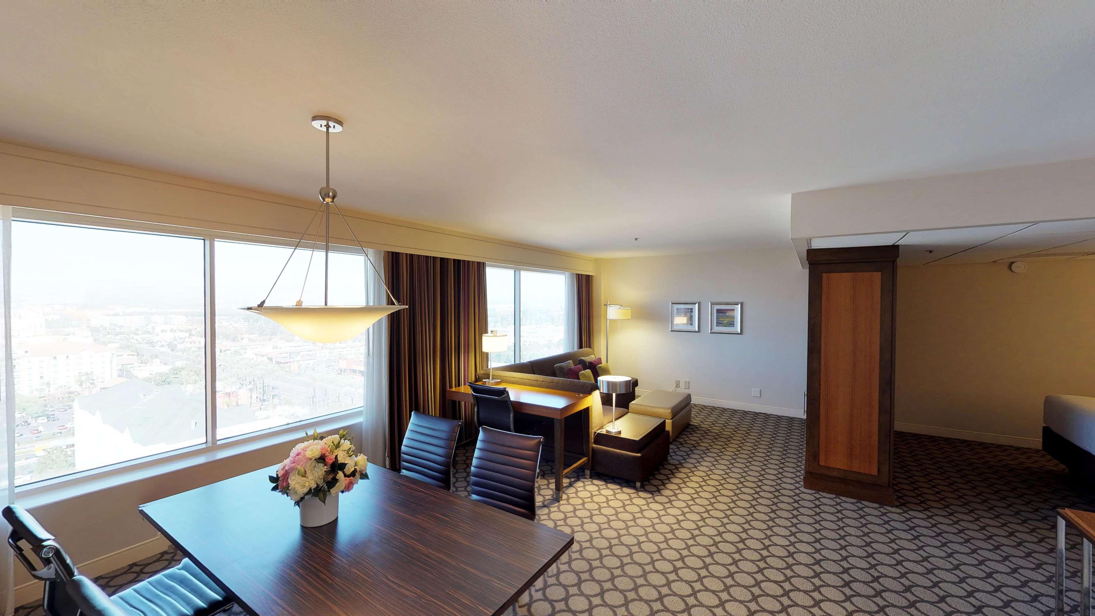 Double Executive King Bed