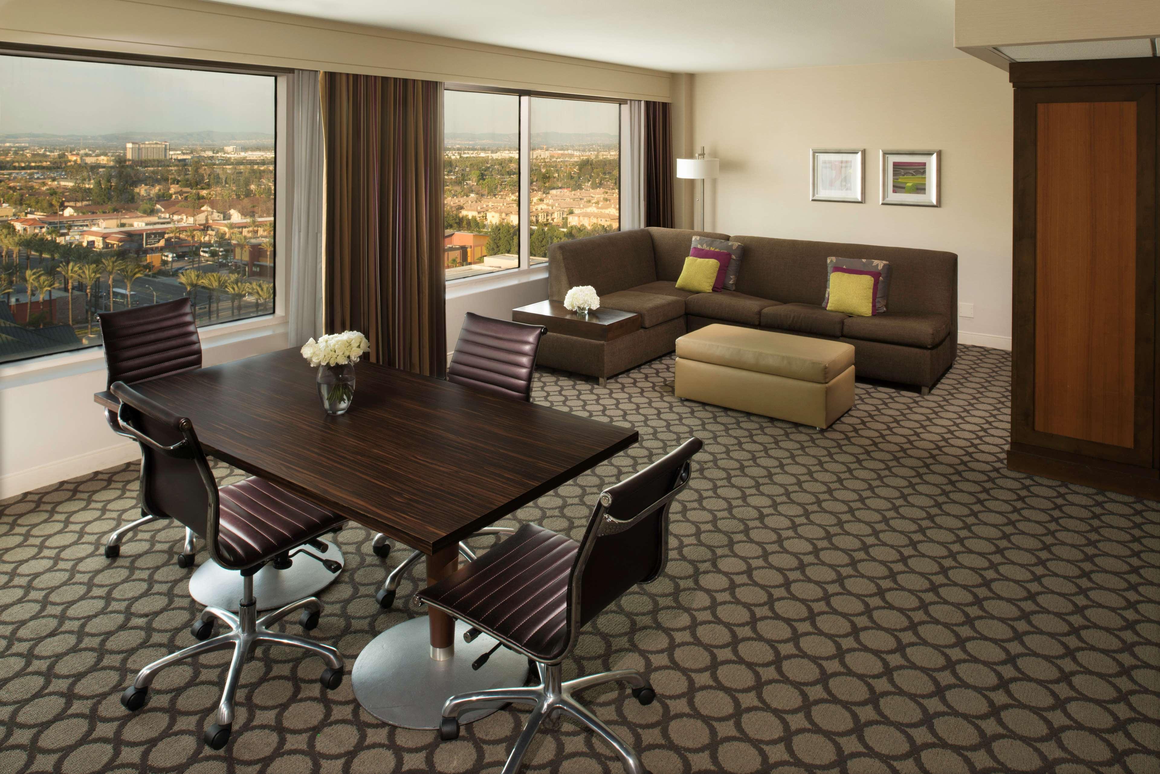 Double Executive King Bed