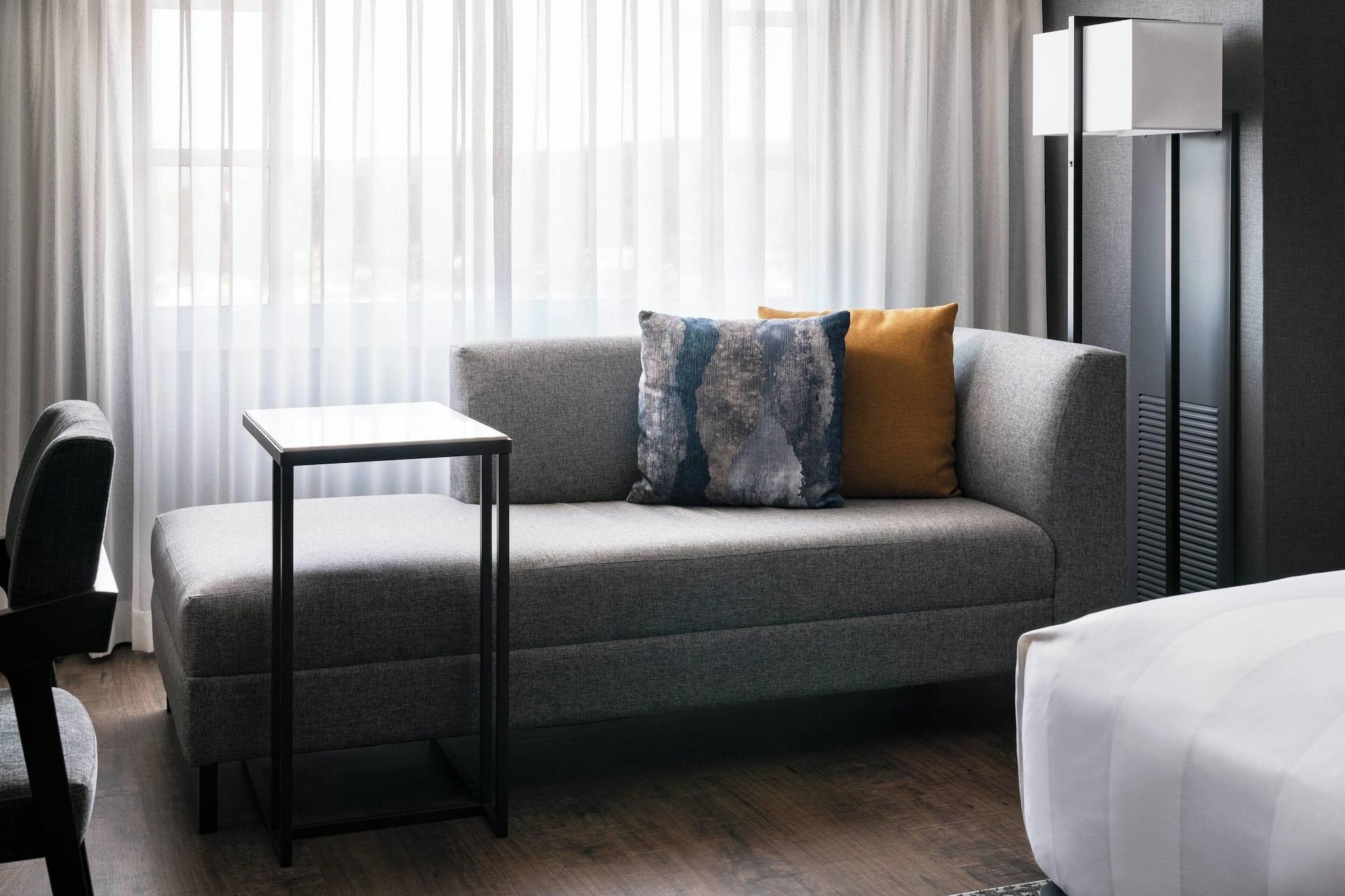 Double City View King Bed