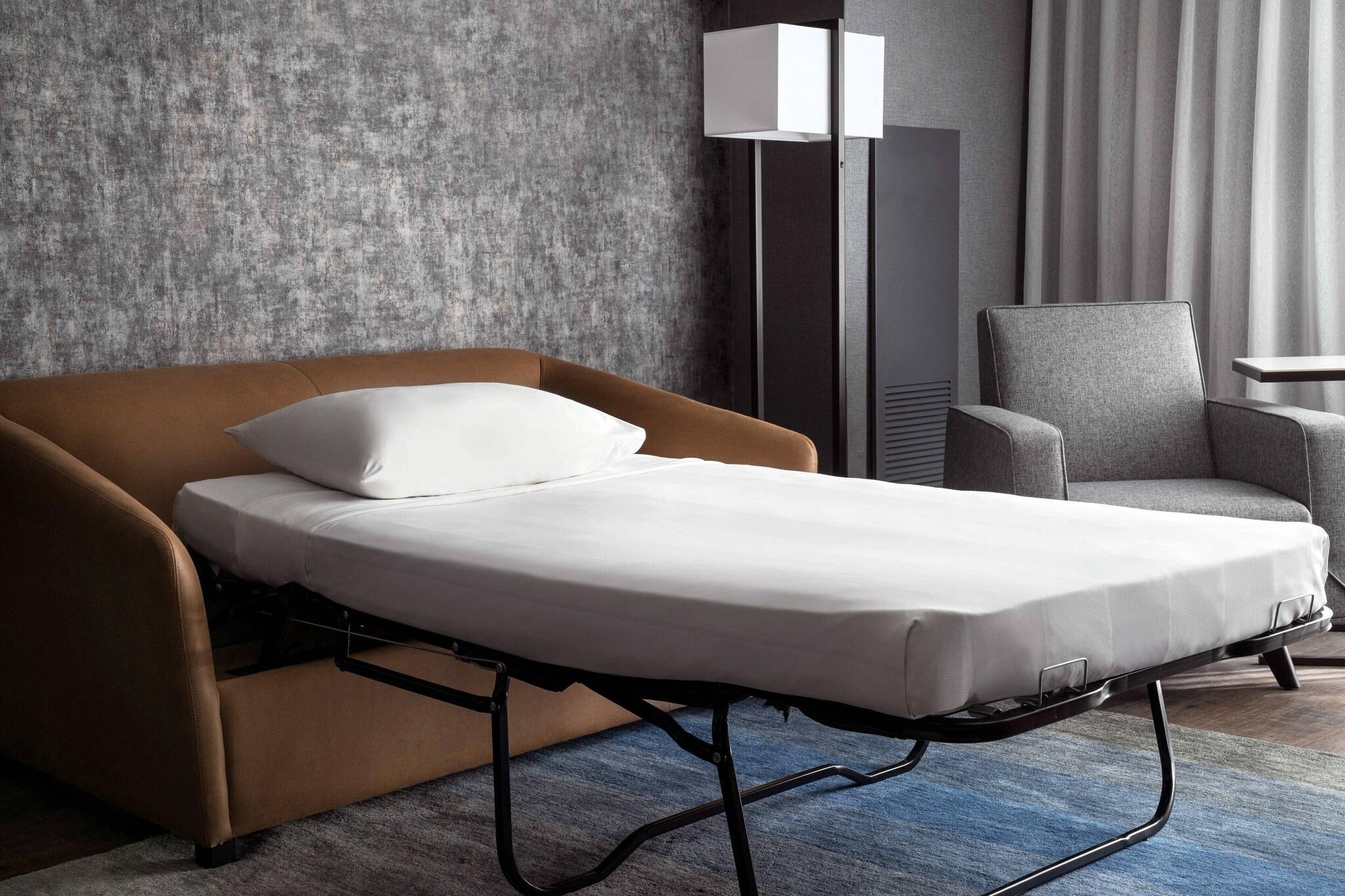 Junior Suite King Bed One Bedroom 