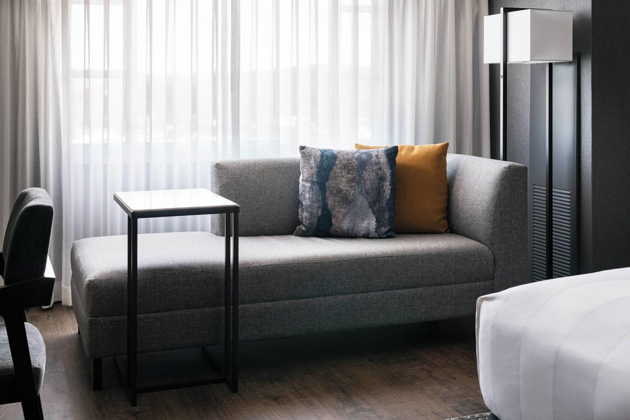 Double City View King Bed