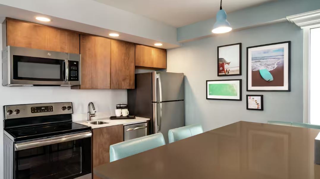 Suite Partial Ocean View Two Bedrooms