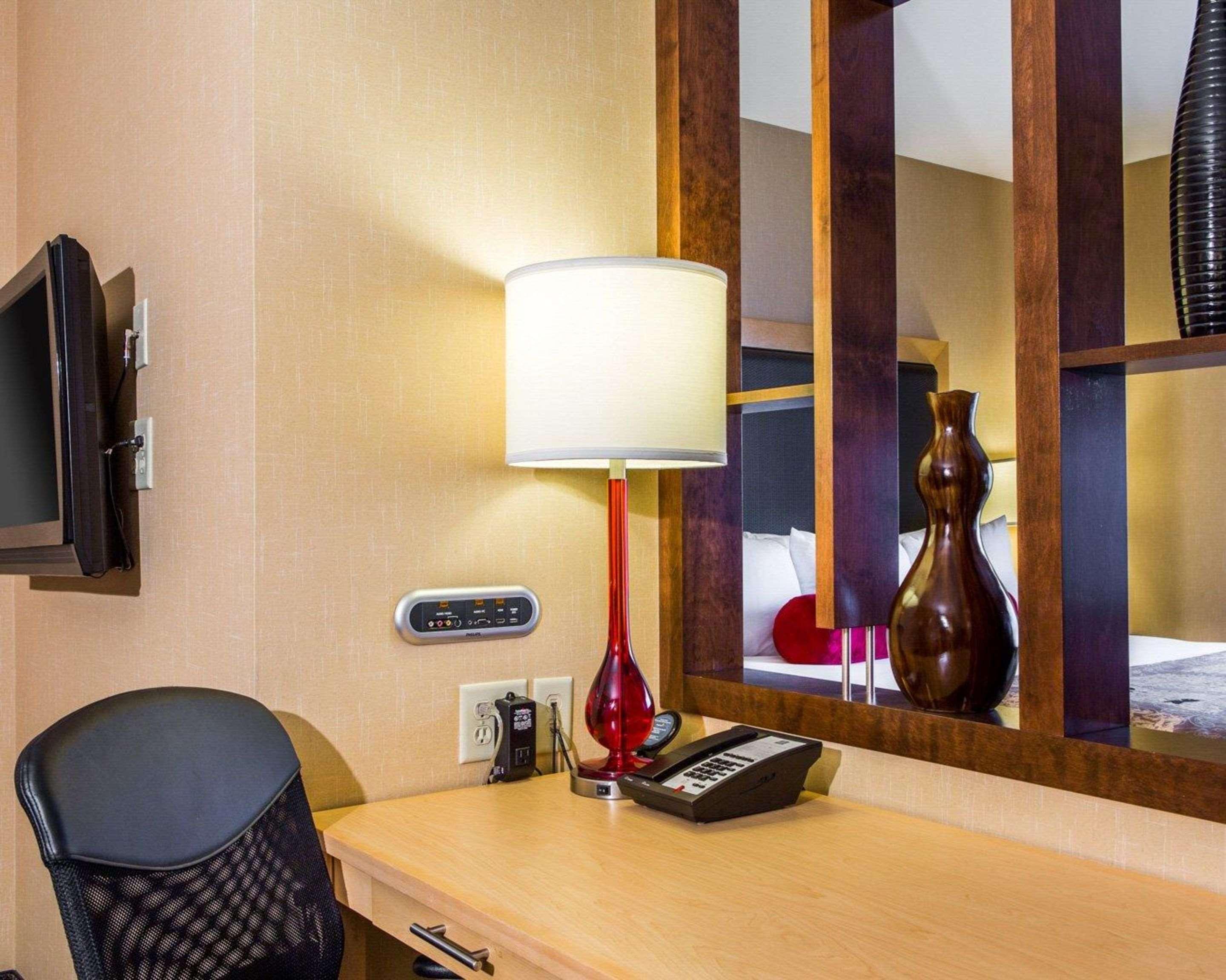 Suite King Bed Non Smoking