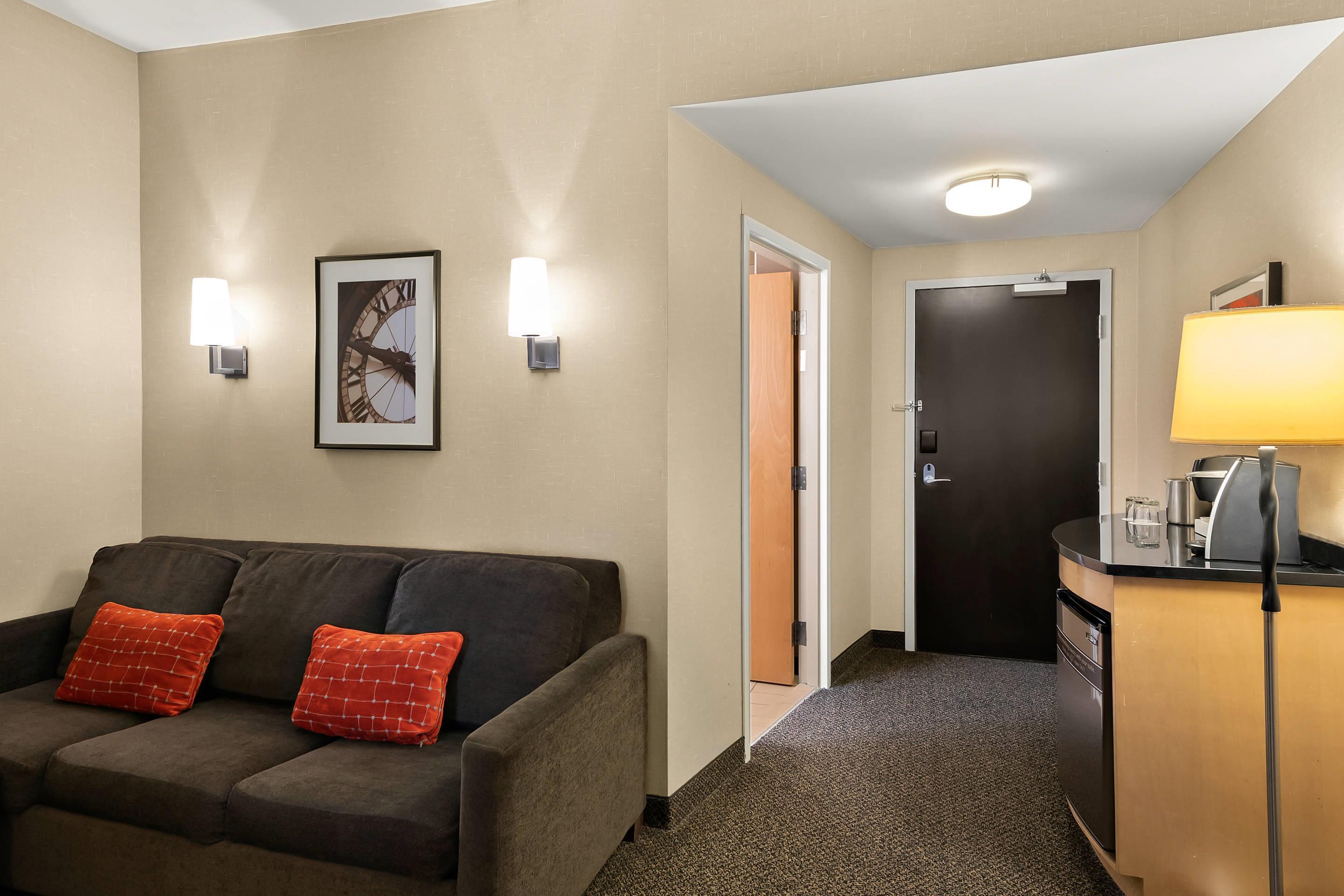 Suite Two Queen Beds