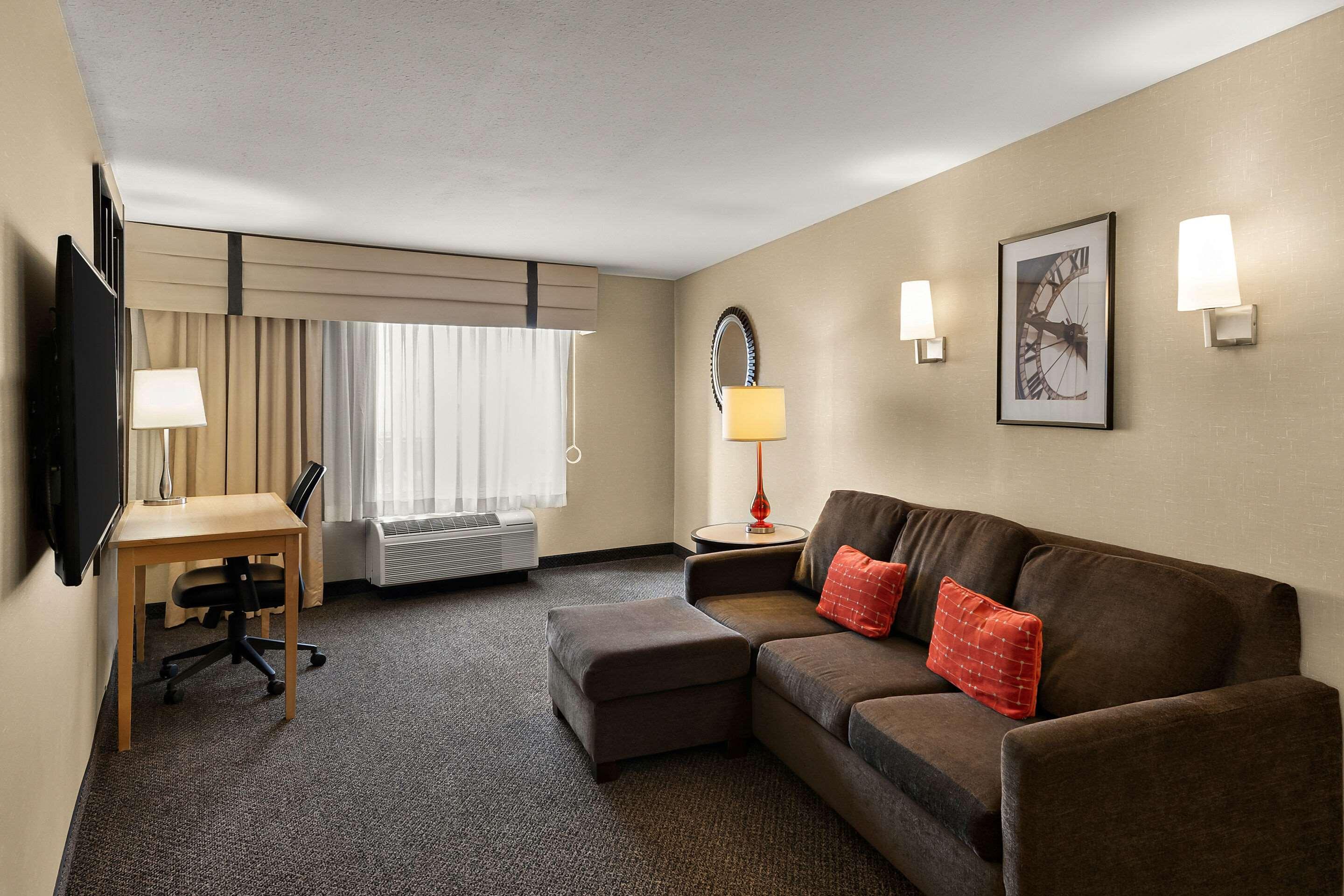 Suite Accessible-two Queen Beds