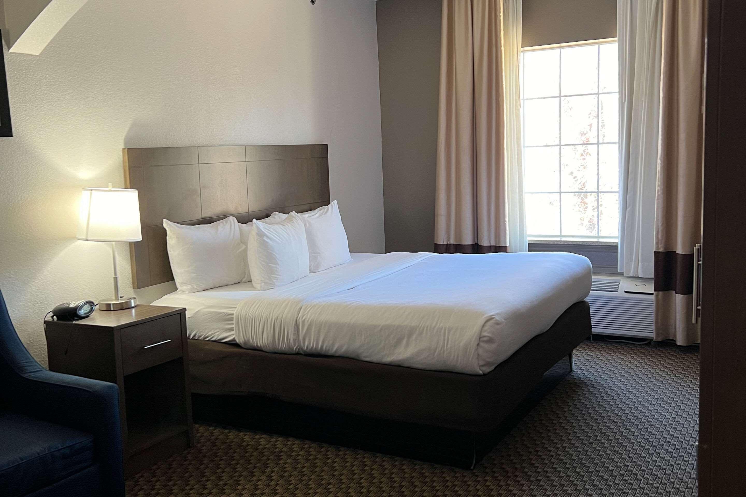 Double King Bed Non Smoking