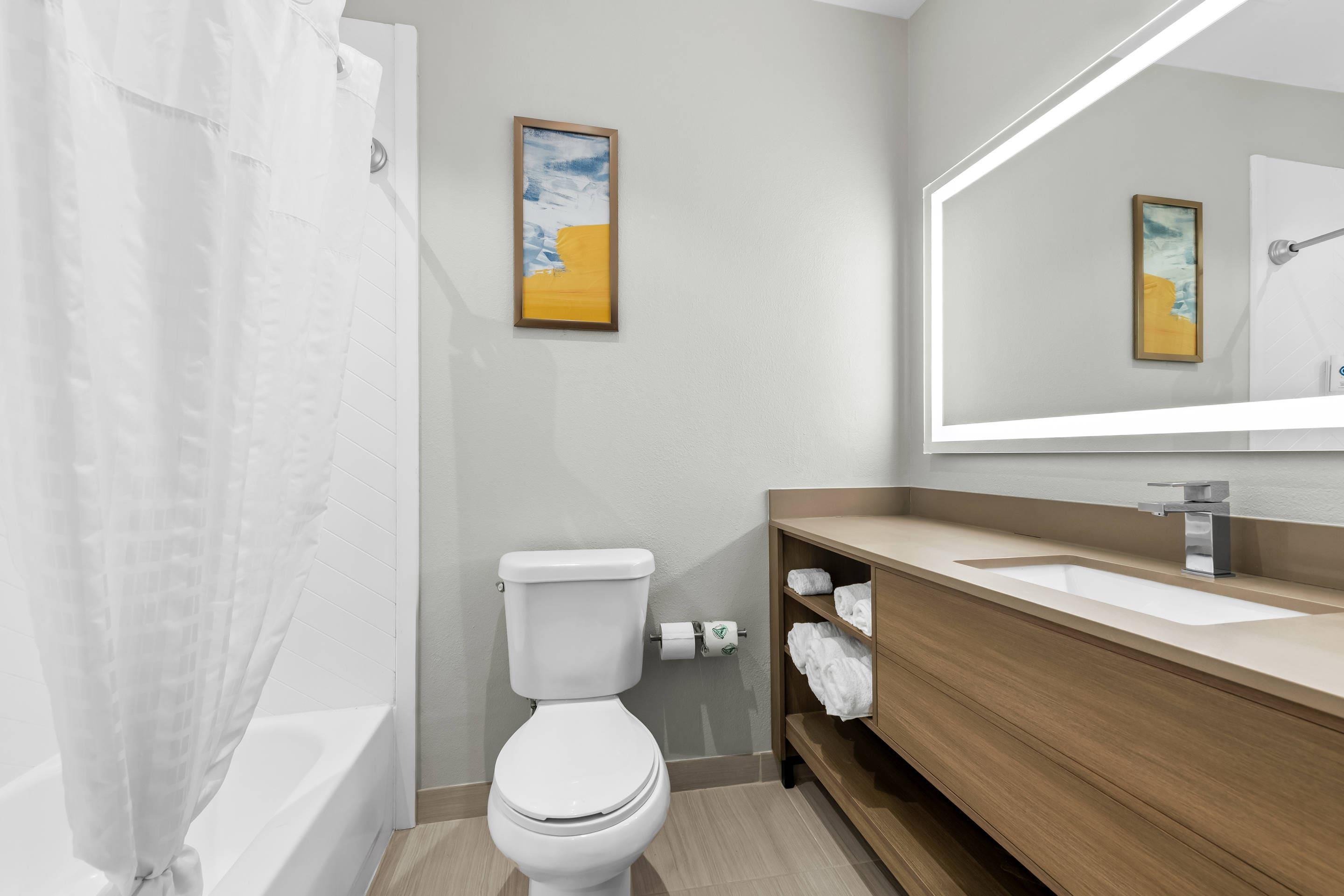 Suite Two Queen Beds Non Smoking