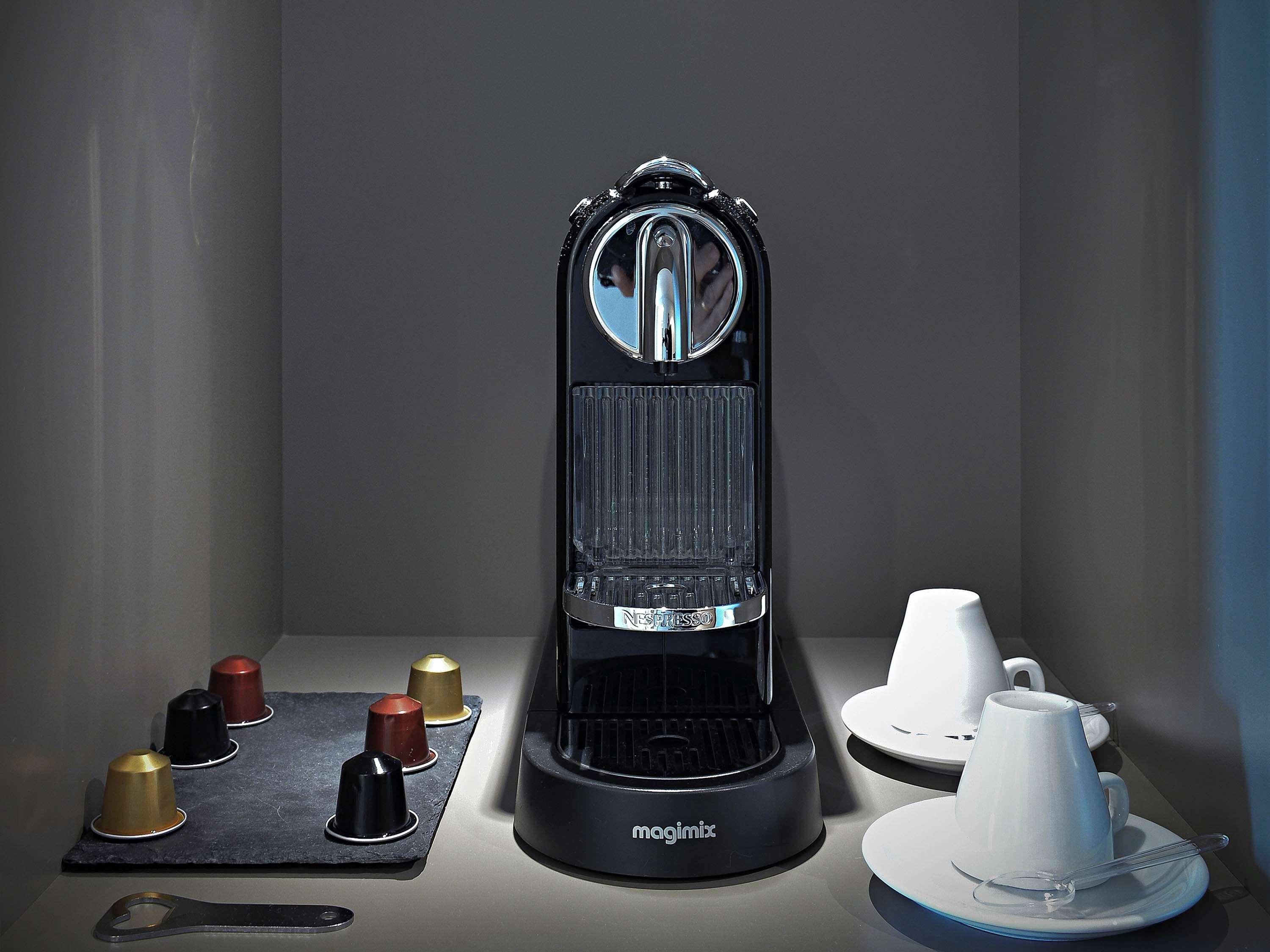 Double Executive Queen Bed