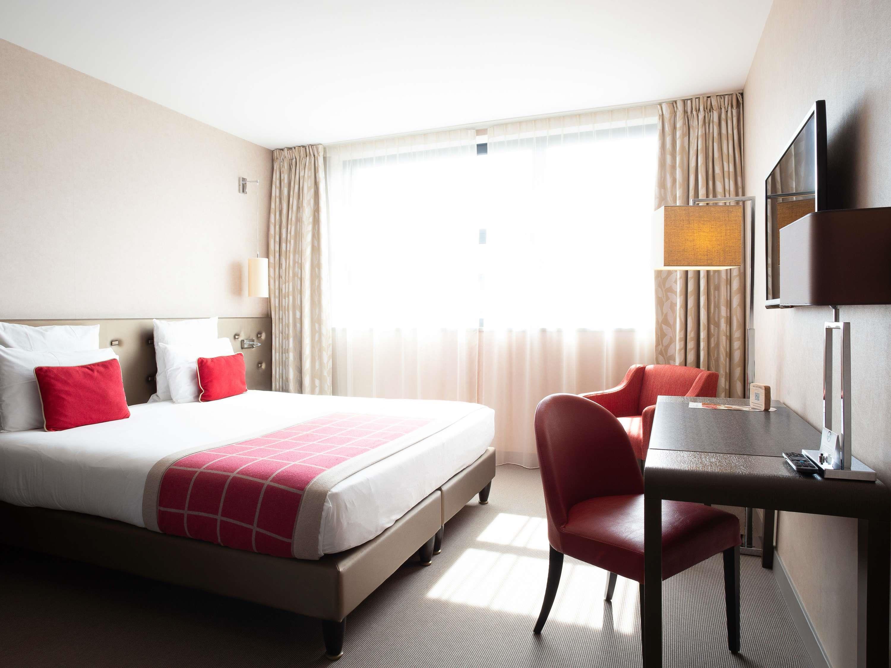 Double Classic Double Bed