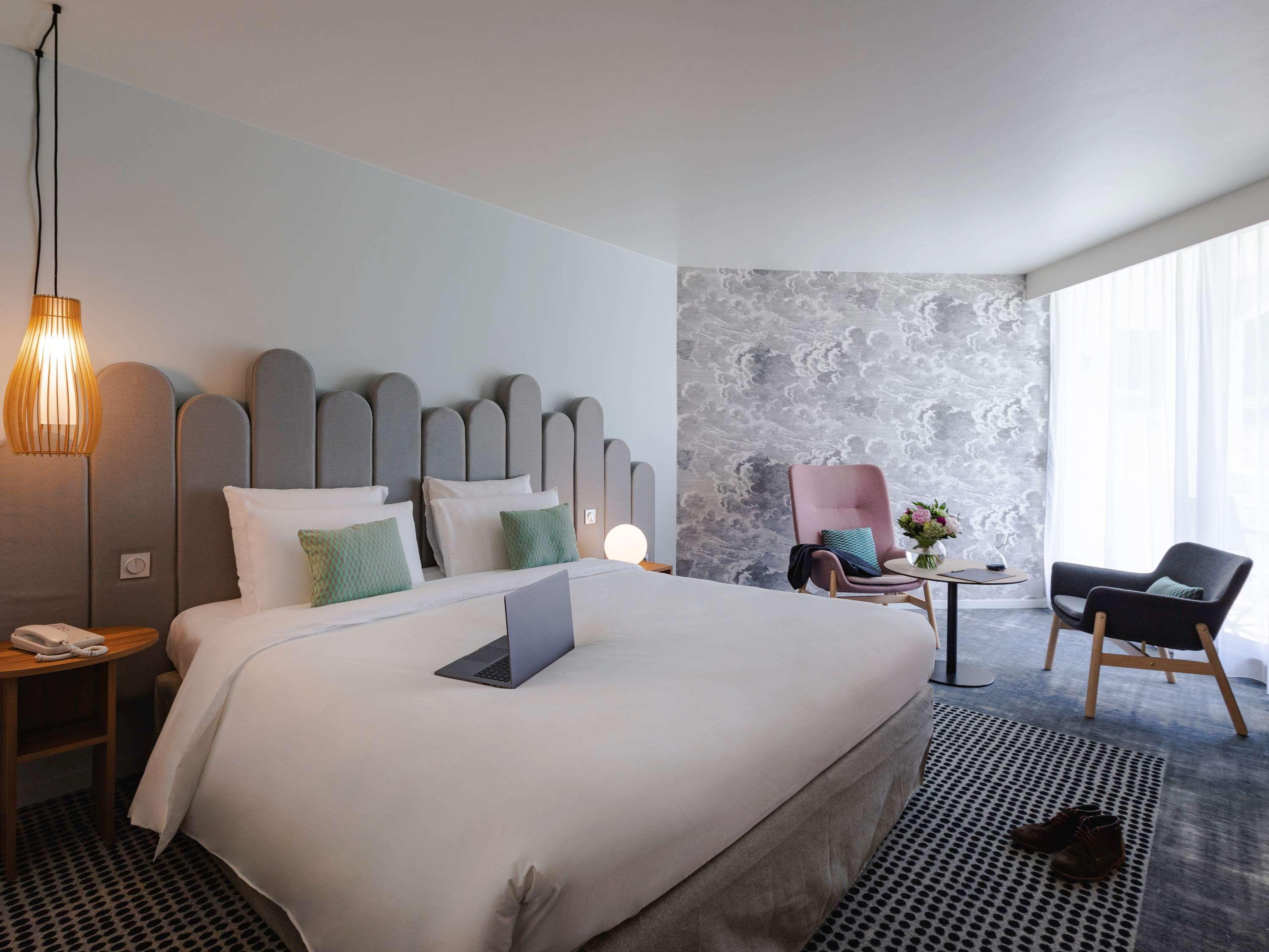 Double Classic Double Bed