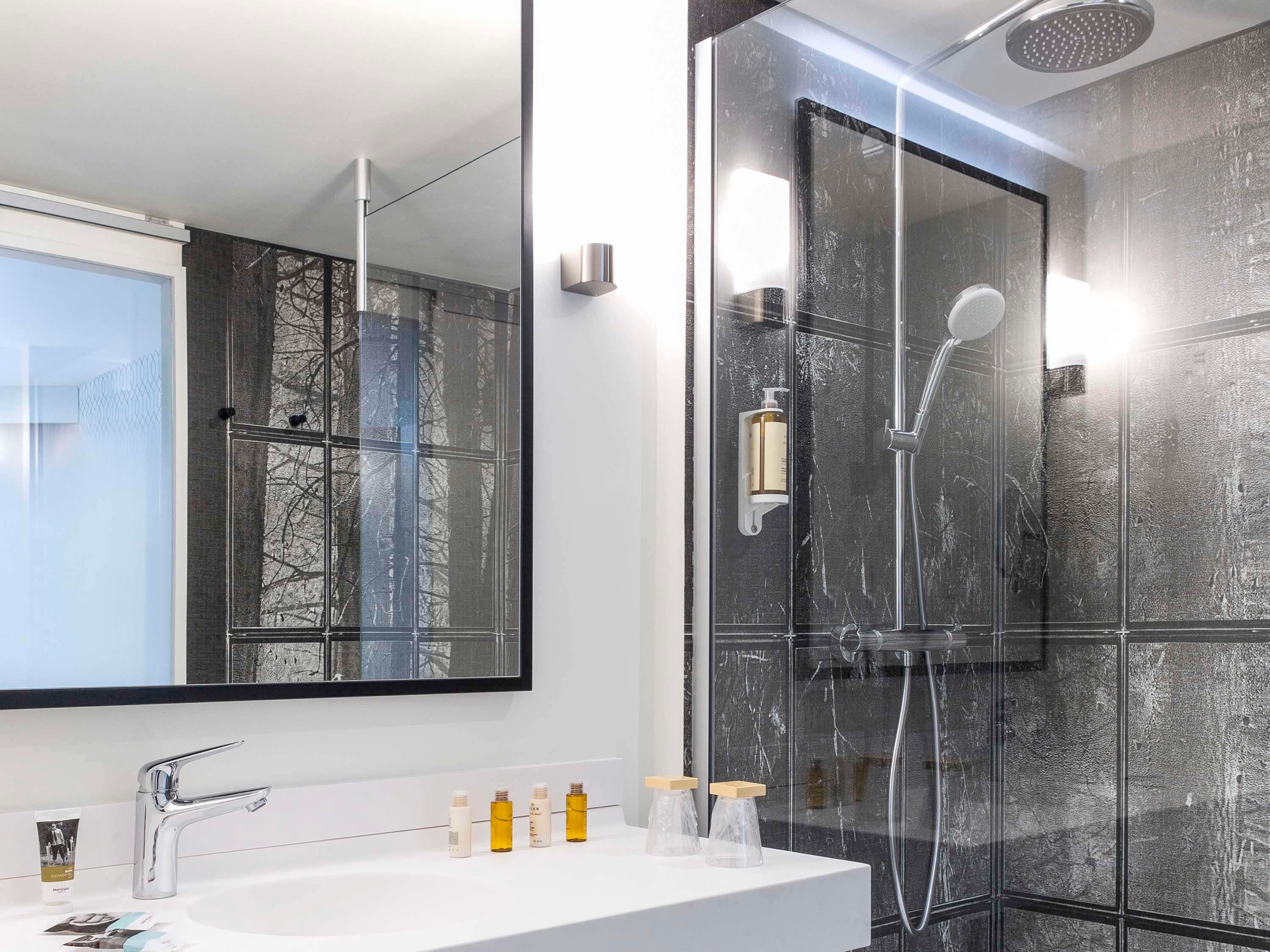 Twin Classic with Balcony