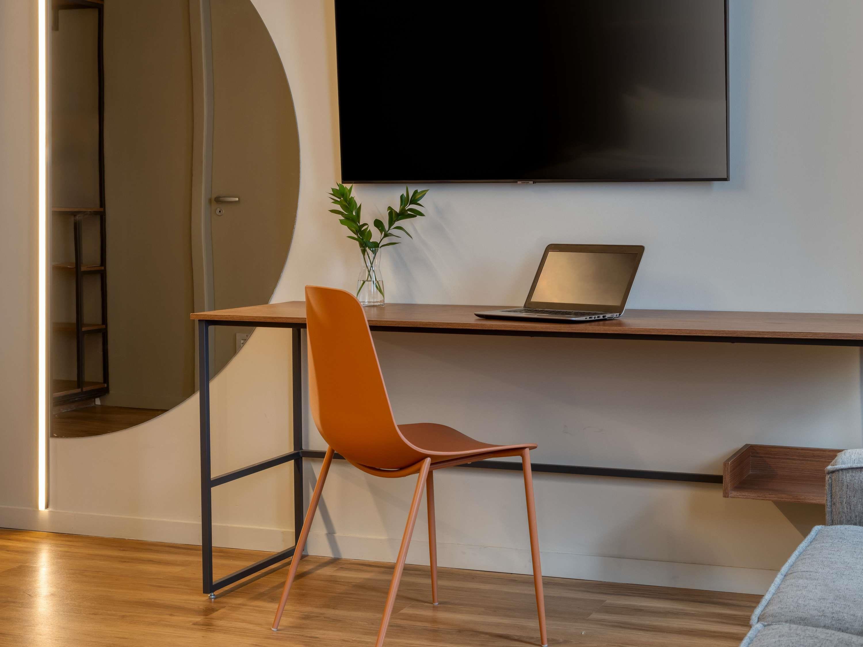 Double Superior Queen Bed